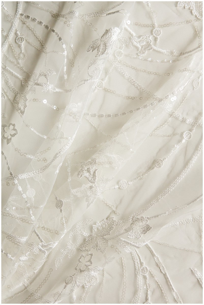 Pailletten Spitzenstoff, Pailletten bestickte Blütenspitze, Hochzeitskleid Spitze, weich bestickter Spitzenstoff, Braut Spitzenstoff// L17-083