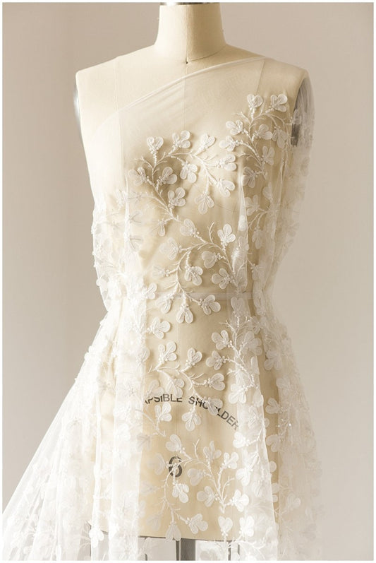 Romantische Perlen 3D Blatt Blütenspitze, Braut 3D Spitzenstoff, Hochzeitskleid Spitzenstoff, Perlen florale Spitze, Braut spitzen Kleid// L17-111