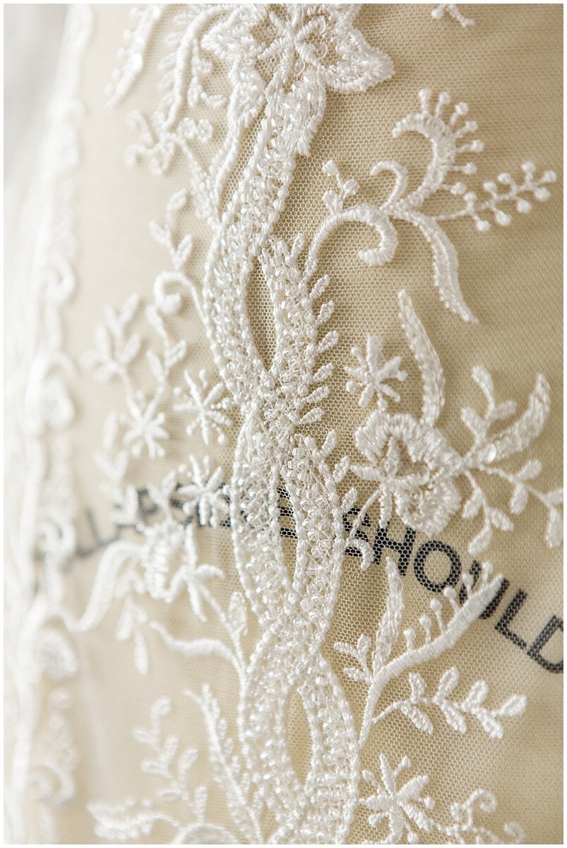 Schwerer Perlen Spitzenstoff, Braut Spitzenstoff, Hochzeitskleid Spitzenstoff, florale Spitze, Braut Spitzenkleid, Wellenspitze// L17-107