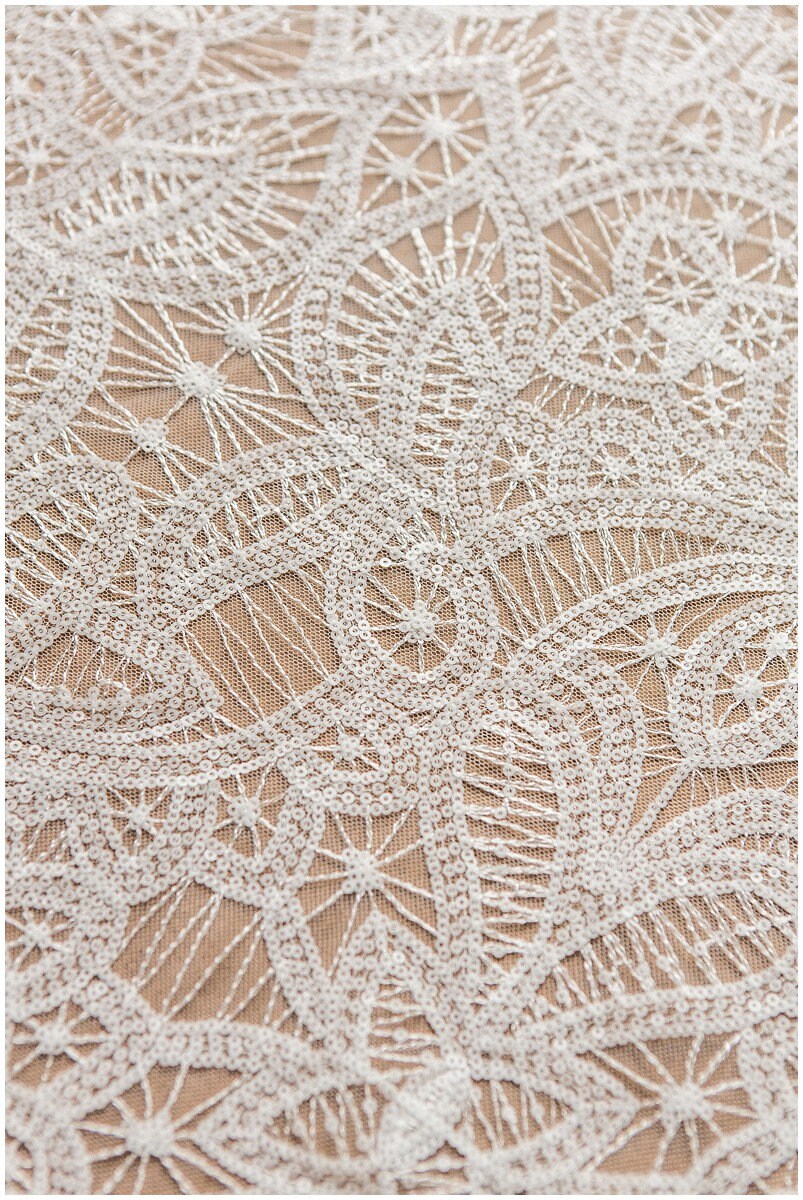 Moderner geometrischer Spitzenstoff Off-White/ Braut Spitzenstoff mit Pailletten/ Hochzeitskleid Spitzenstoff/ Pailletten Spitze/ Braut Spitze// L17-116M