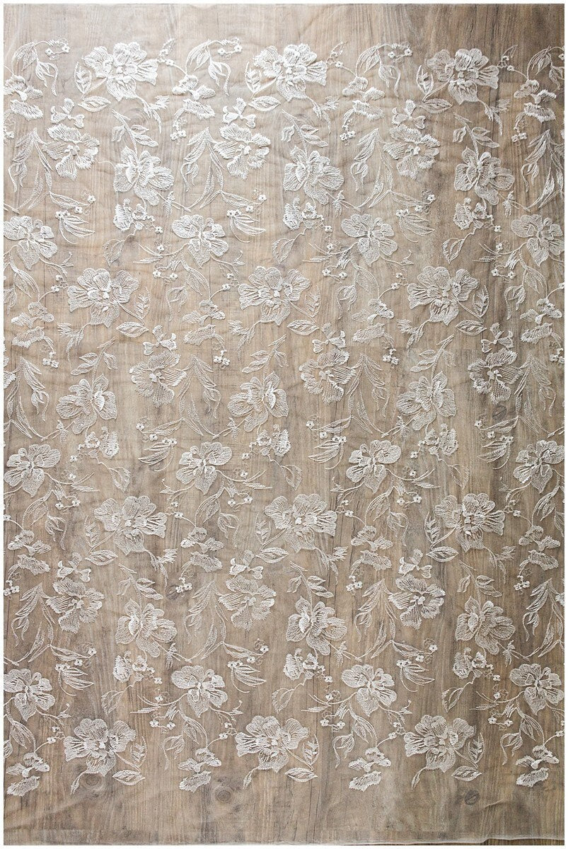 Romantischer Braut Spitzenstoff Off-White/ Pailletten bestickte Blütenspitze/ Hochzeitskleid Spitze/ bestickte Spitze// L17-094