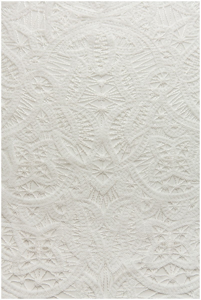 Moderner geometrischer Spitzenstoff Off-White/ Braut Spitzenstoff mit Pailletten/ Hochzeitskleid Spitzenstoff/ Pailletten Spitze/ Braut Spitze// L17-116M