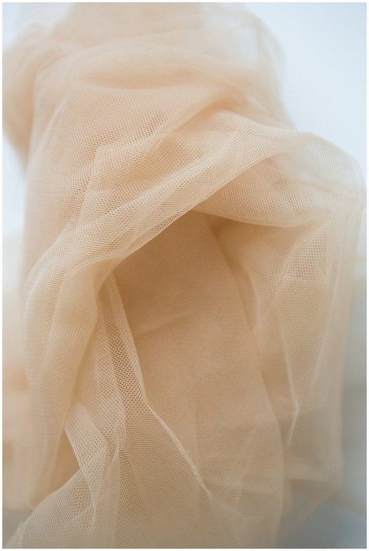 Hautfarbener Tüll/ Illusion Tüllstoff/ Illusion Rücken Tüll/ Skintulle/ Hautfarbe Netzstoff/ Nylon hautgefärbter Tüll// R-143-A