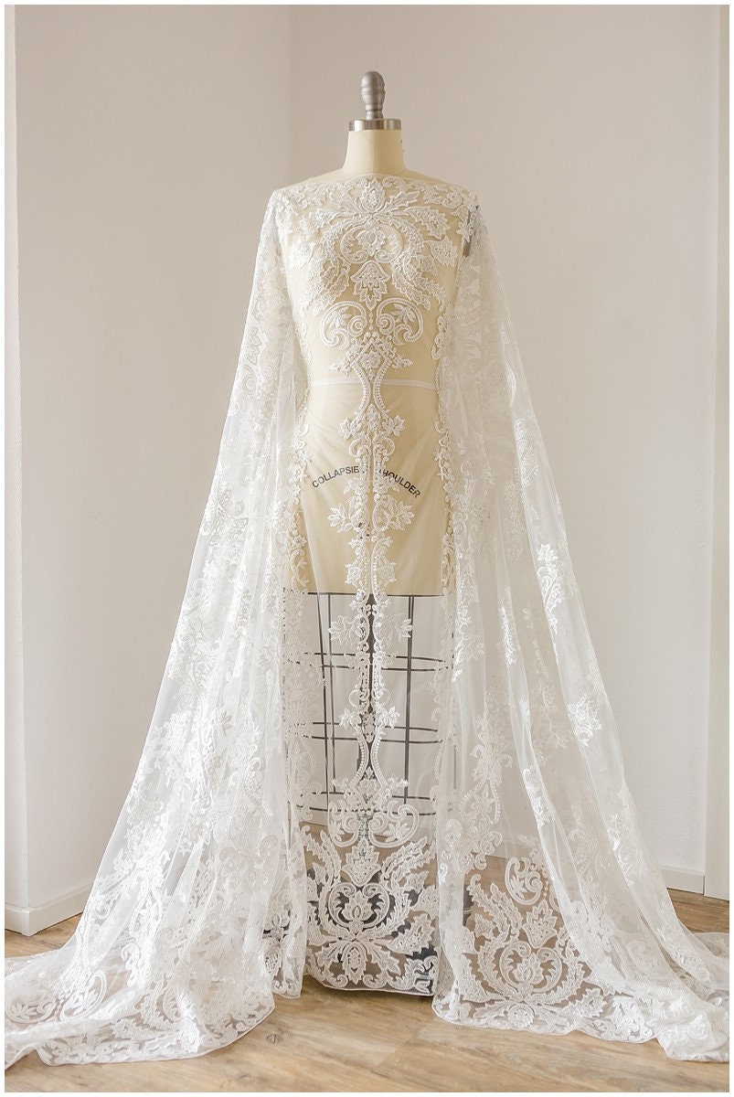 Bestickter Spitzenstoff Off-White/ Boho Brautkleid Spitzenstoff/ bestickte Spitze/ Ornament Brautspitze/ florale Spitze// L17-133