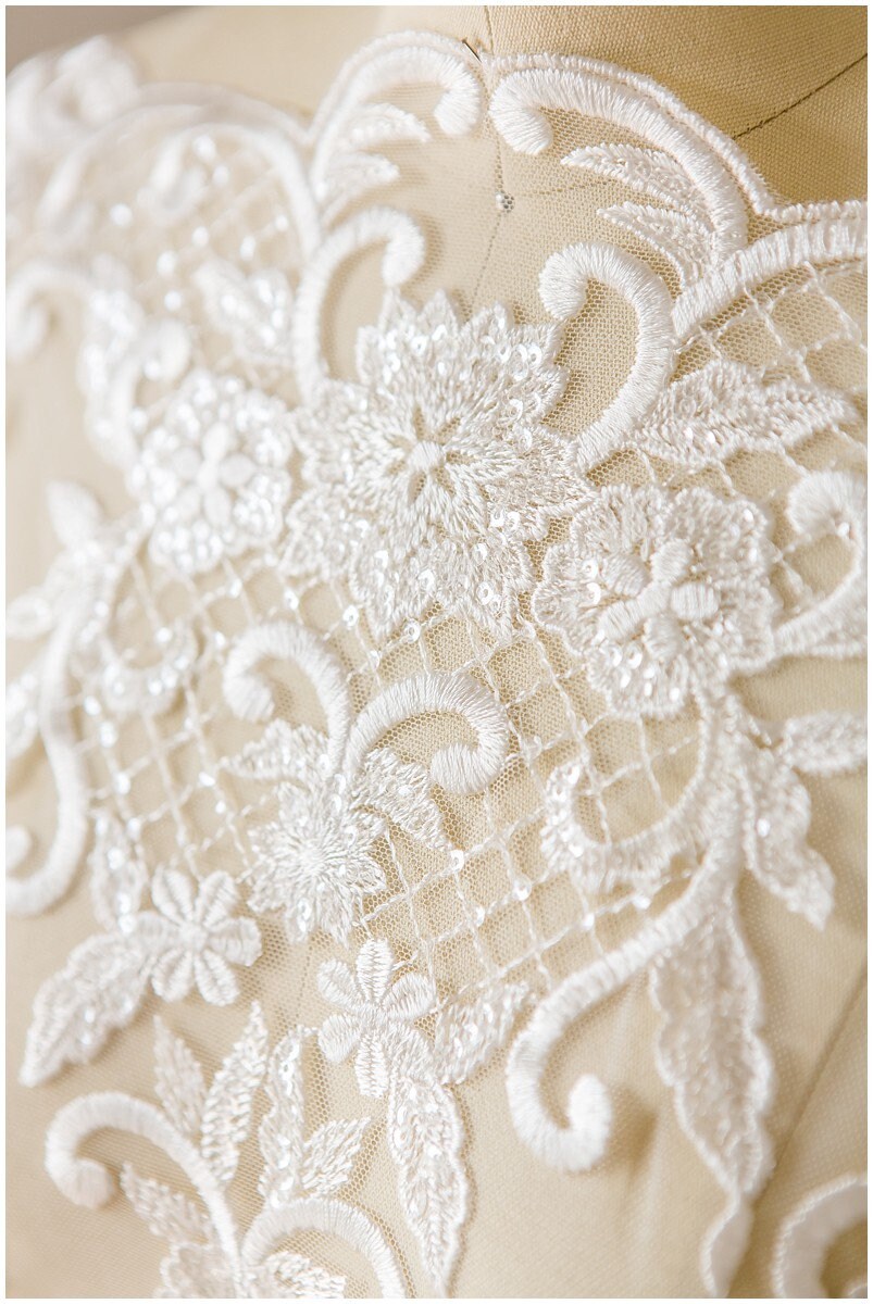 Romantic lace fabric off-white/ modern bridal lace fabric/ embroidered lace/ floral bridal lace/ ornament bridal lace fabric// L17-134