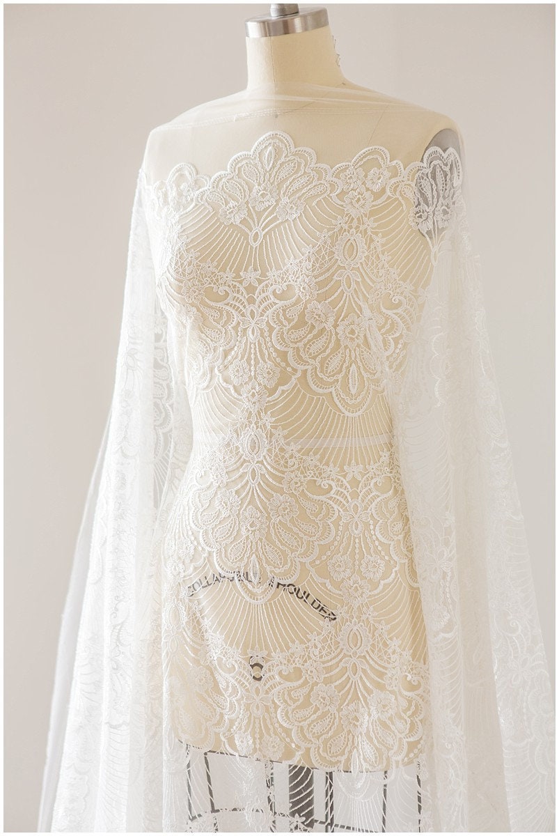 Romantische Brautspitze Off-White/ geometrische Brautspitze/ bestickte Spitze/ florale Brautspitze/ Boho Spitze// L17-137