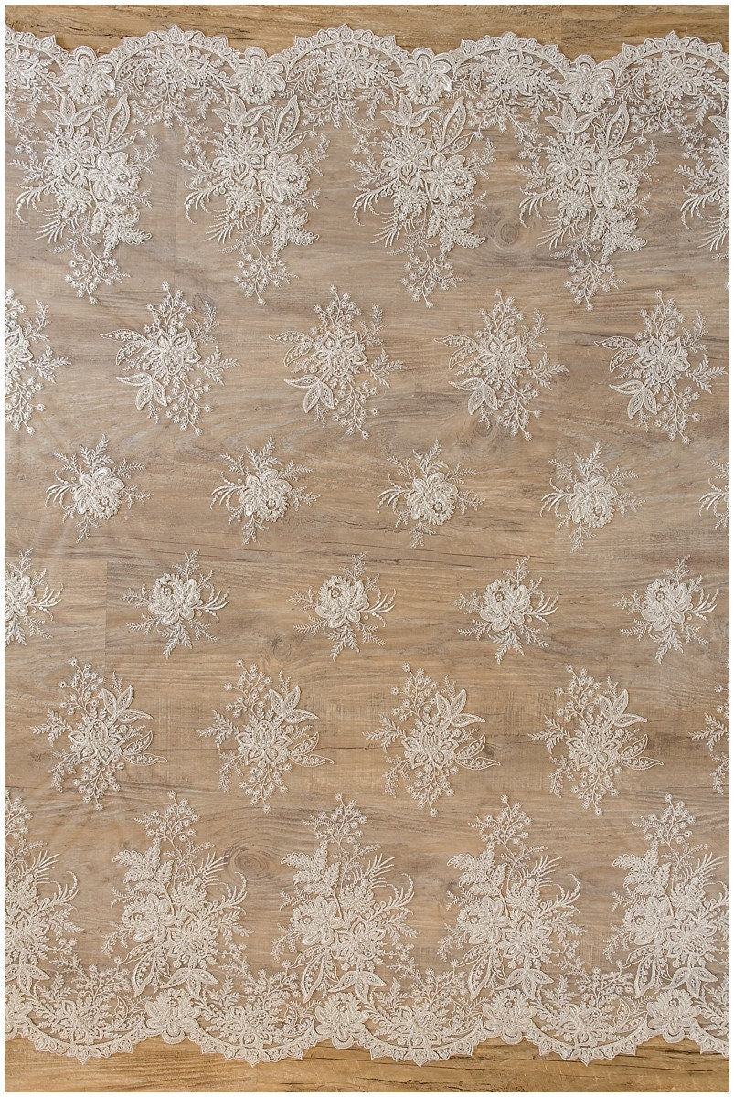 Schwere Perlen Brautspitzenstoff Off-White/ Perlen Spitze Stoff für Brautkleider/ Perlenspitzenstoff/ Blumen Spitze// L17-143