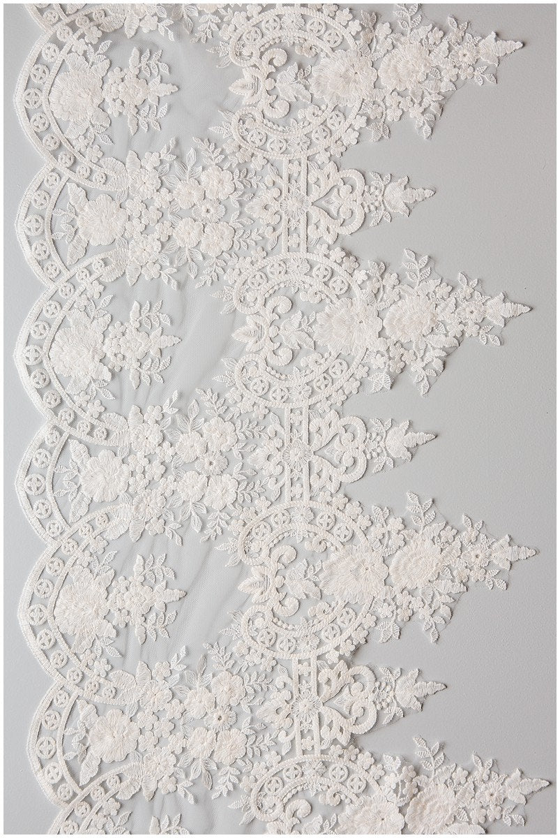 Bridal lace trim off-white/ wedding lace trim/ veil lace/ soft embroidered lace trim/ elegant bridal lace// T17-051