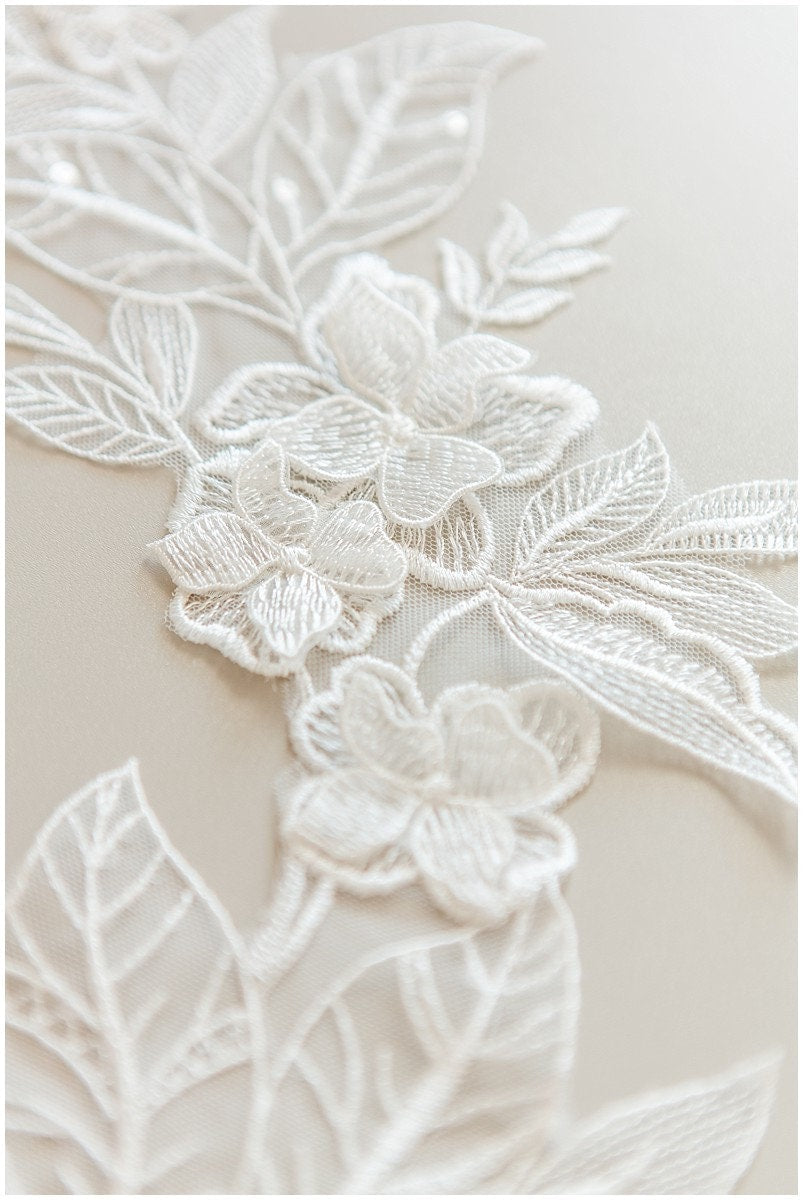 2Stk. 3D Gespiegelte Hochzeitskleid Applikation, Große Spitzen Applikation, Blumen Applikation, große Spitze Blume, Illusion Back Lace, Lace Patch// A17-129