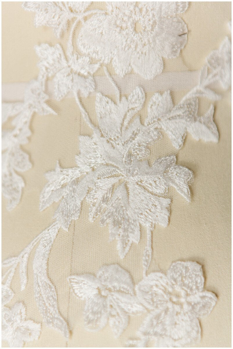 Spitzenblume Aufnäher, BlumenApplikation, Romantische BlumenSpitze Applikation, Hochzeitskleid Spitze, Hochzeitskleid Spitzenapplikation, Brautspitze// A17-131