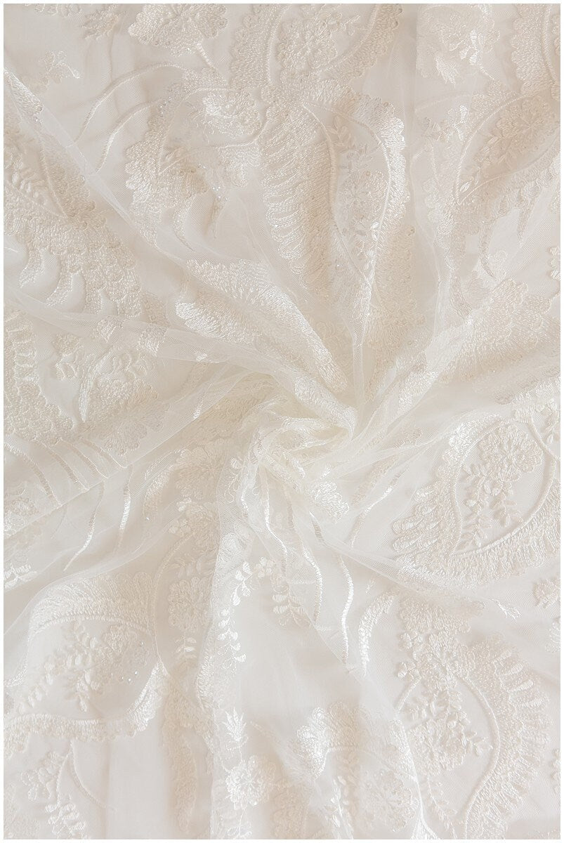 Moderner Braut Spitzenstoff Off-White/ bestickte Boho Spitze/ Hochzeitskleid Spitzenstoff/ Blumenspitze mit Pailletten// L17-129