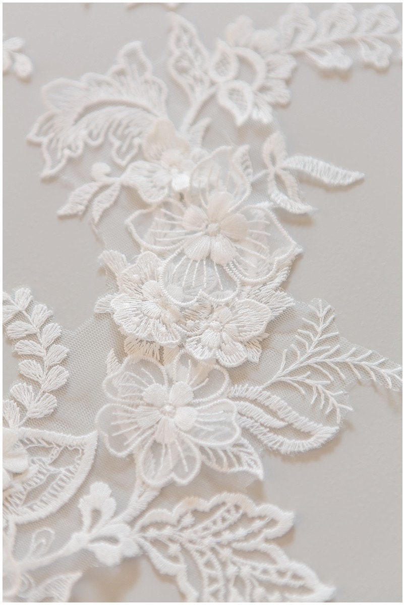 Romantische 3D Blüten Spitzen Applikation, Blumen Applikation, SpitzenBlume Patch, Hochzeitskleid Spitze, Hochzeitskleid Spitzenapplikation, Brautspitze// A17-122
