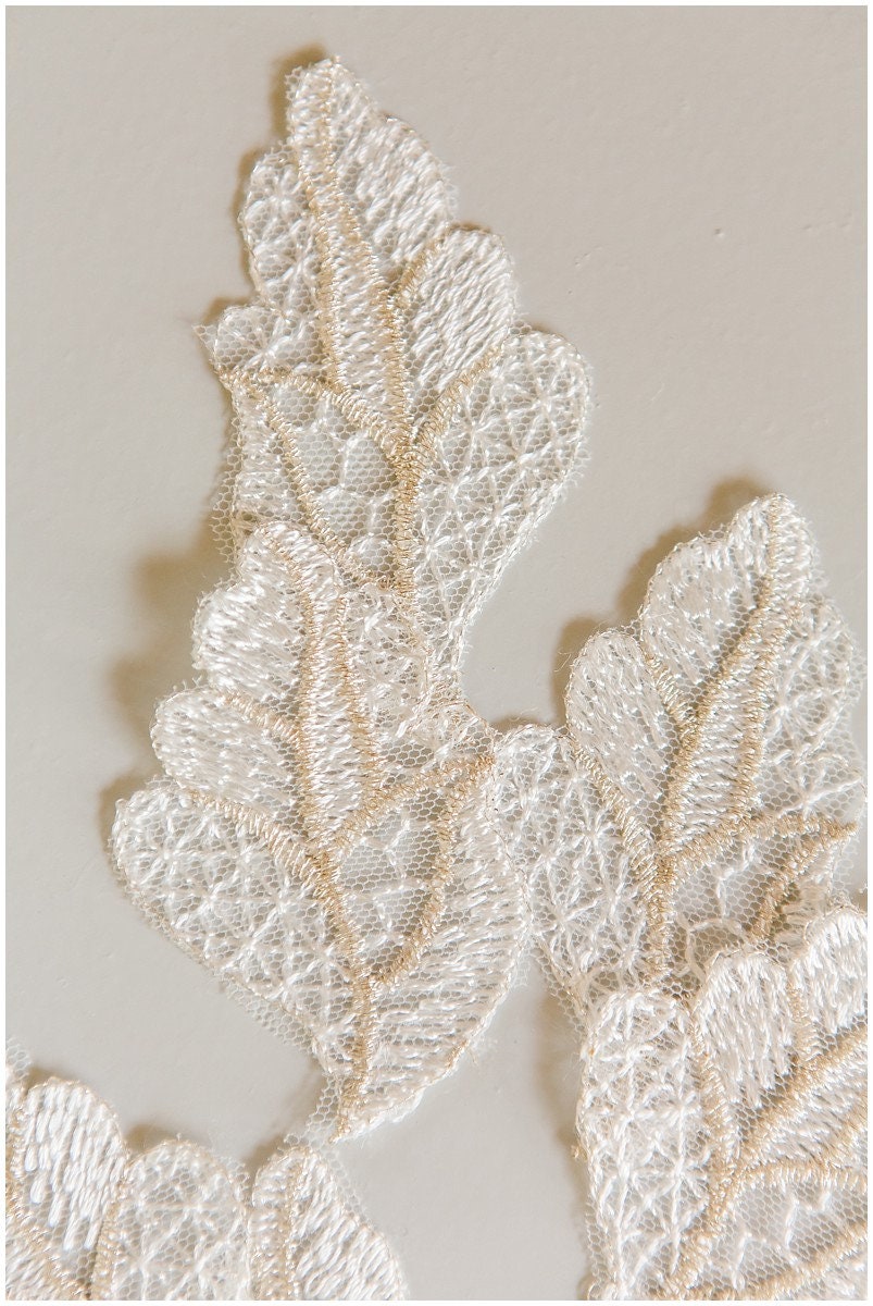 10pcs 3D lace leaf for sewing/ 3D flowers/ lace applique/ wedding dress lace applique// A17-109