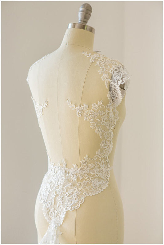 Garniture en dentelle brodée romantique/ dentelle nuptiale florale blanc cassé/ garniture en dentelle voile// T17-038