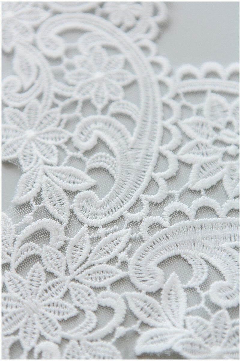 Milk silk embroidered lace trim/ elegant off-white bridal lace/ bridal lace trim/ guipure look lace/ wedding dress lace// T17-059