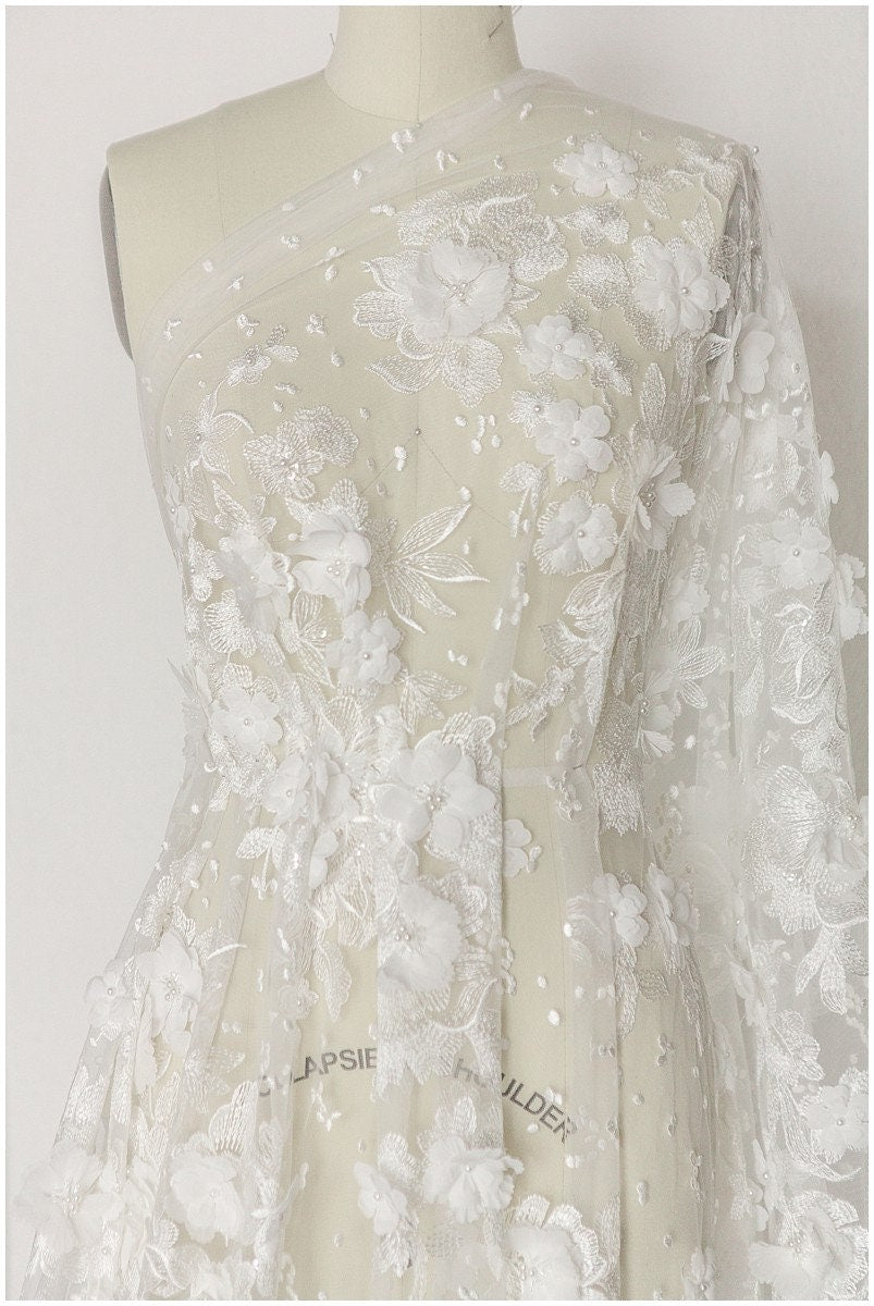 Weiche 3D-Blütenspitze/ 3D Perlenspitze/ Braut Spitzenstoff Off-White/ Brautkleid Spitze/ Couture Spitze/ Perlenspitze// L17-151