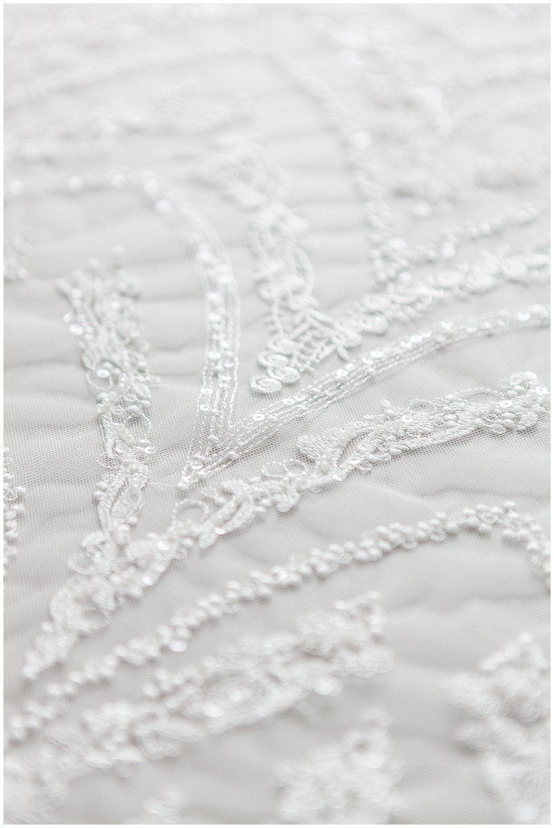 Perlen Spitzenstoff, Spitzenstoff, Brautspitze, Brautkleid Spitze, Couture Spitze, Perlenspitze, Schleierspitze, Pallas Braut// L17-161