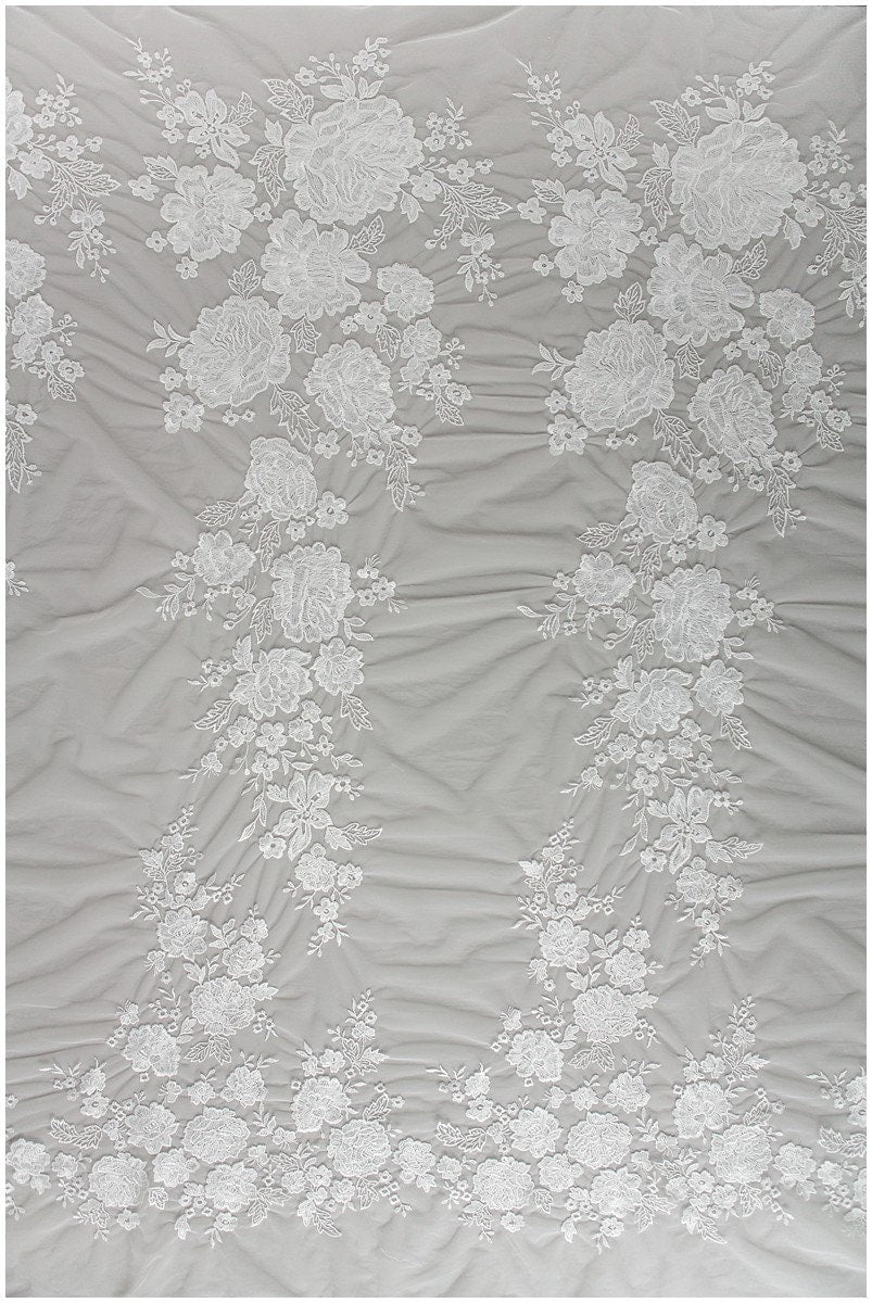 Braut Spitzenstoff Off-White/ große Blütenspitze/ Rosenblüten Spitzenstoff/ Hochzeitskleid Spitze/ Brautkleid Spitze// L17-162