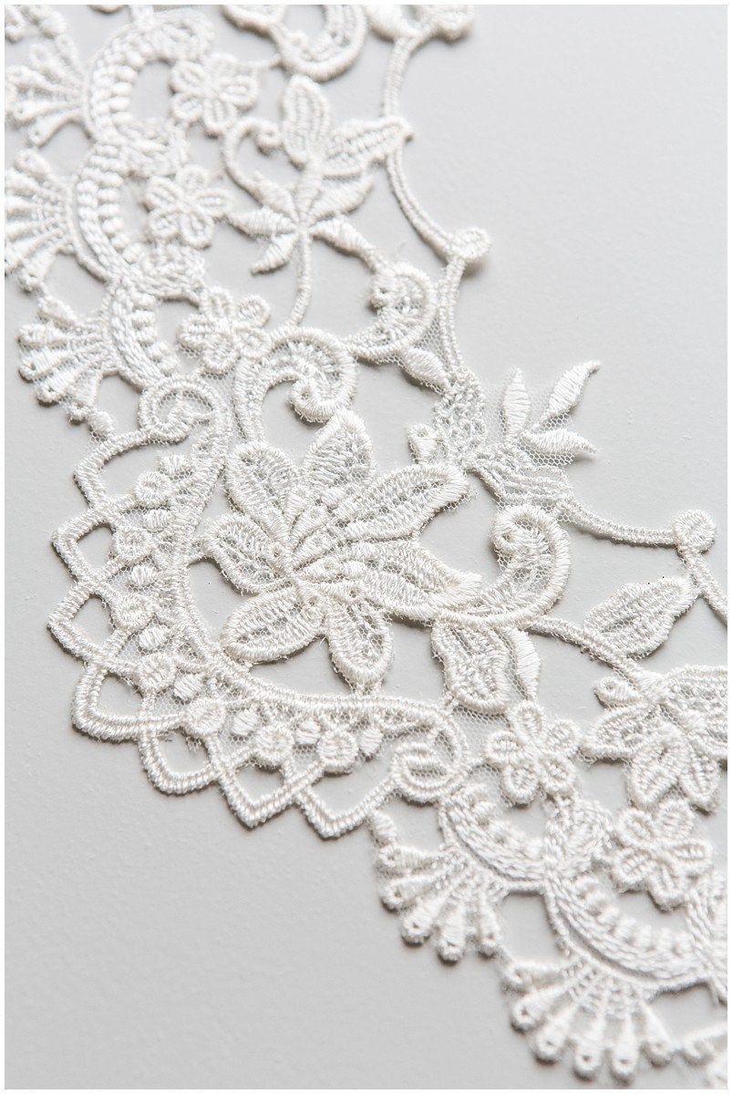 Crochet lace trim off-white/ veil lace trim/ bridal lace trim/ floral embroidered lace trim// T17-049