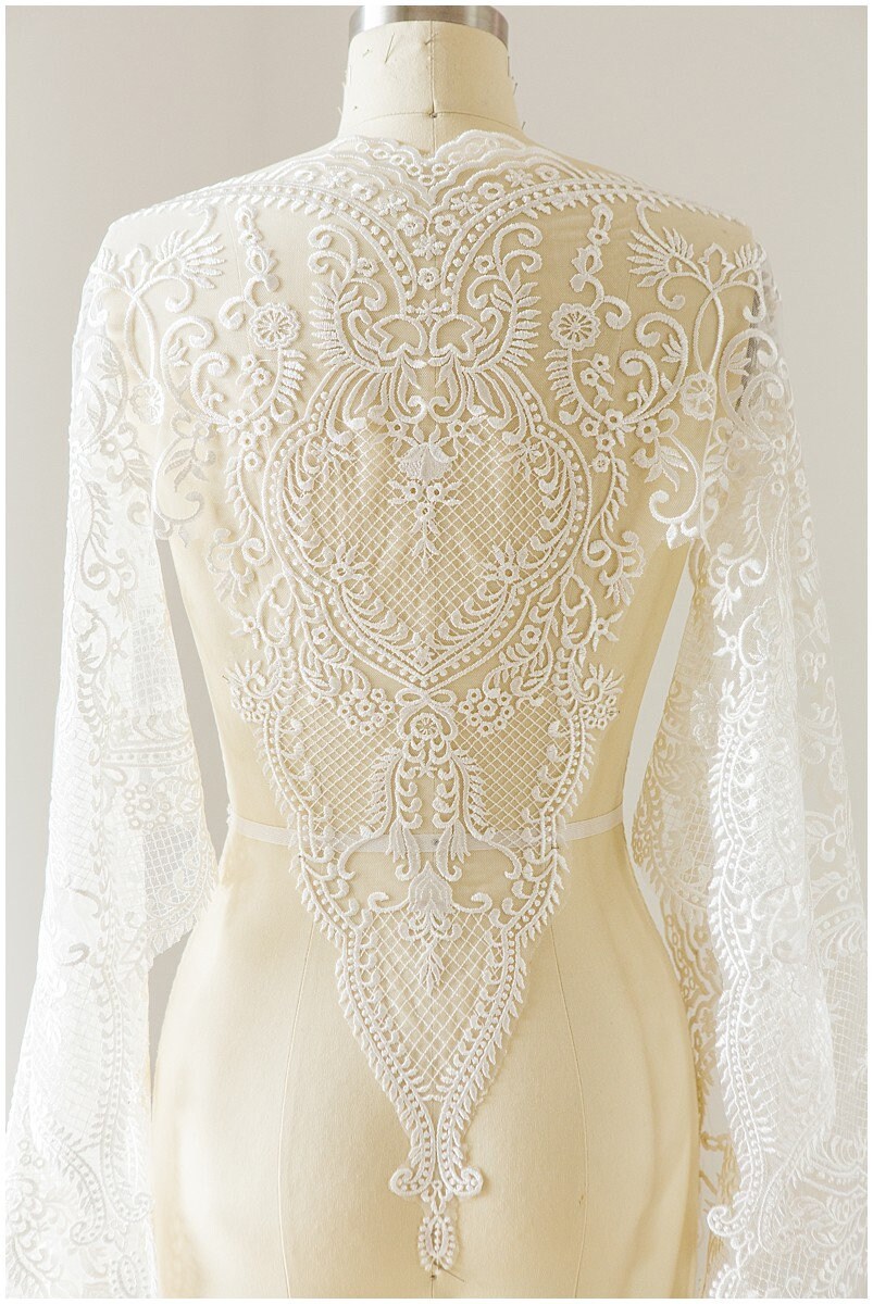 Bridal lace trim off-white/ wedding dress lace trim/ embroidered lace trim/ elegant bridal lace// T17-054