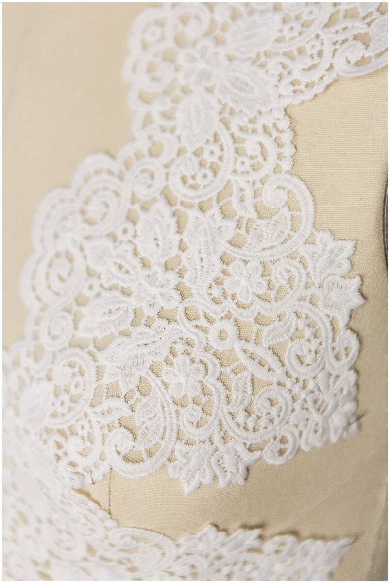 Milk silk embroidered lace trim/ elegant bridal lace trim/ off-white lace trim/ guipure look lace/ wedding dress lace trim// T17-057