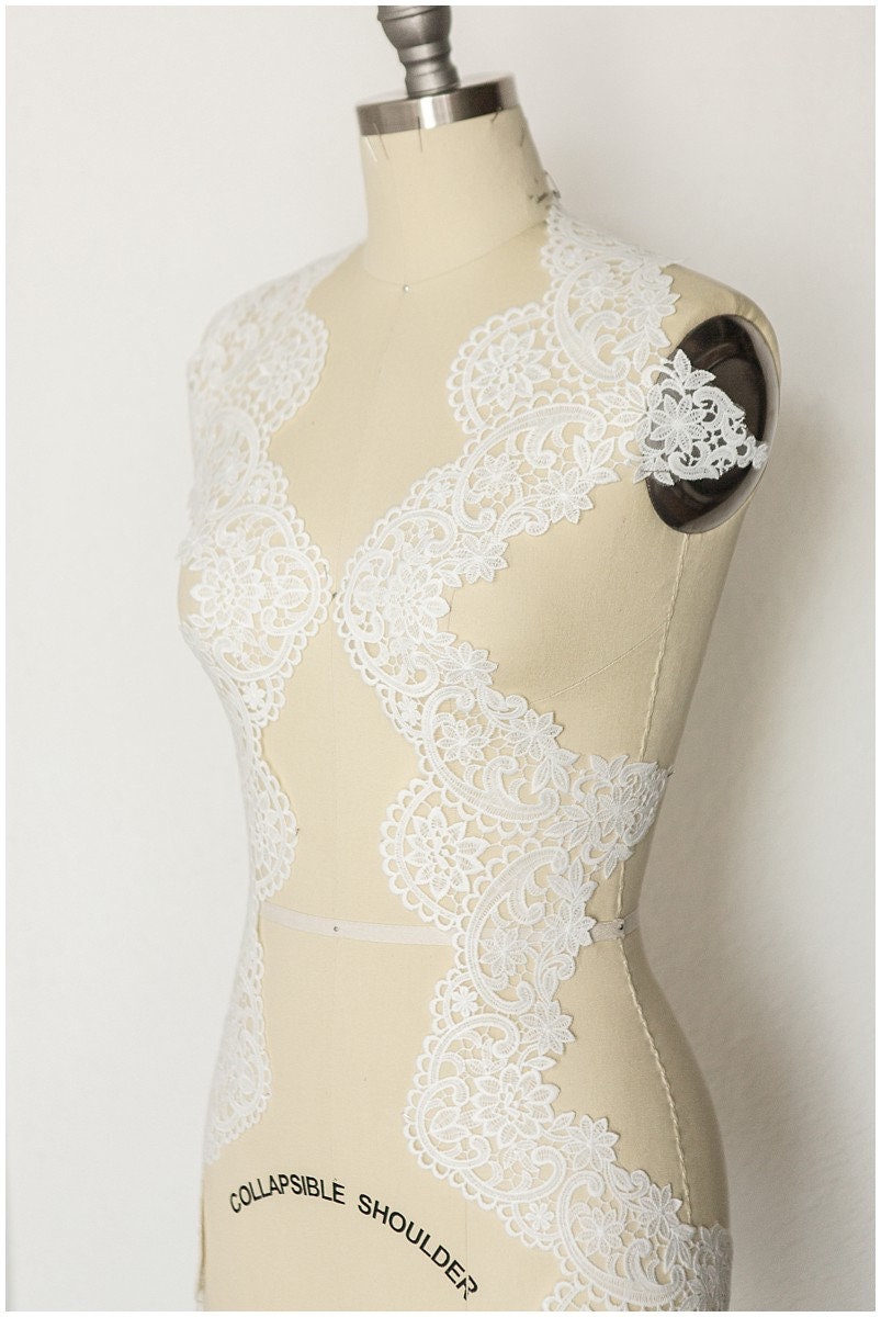 Milk silk embroidered lace trim/ elegant off-white bridal lace/ bridal lace trim/ guipure look lace/ wedding dress lace// T17-059