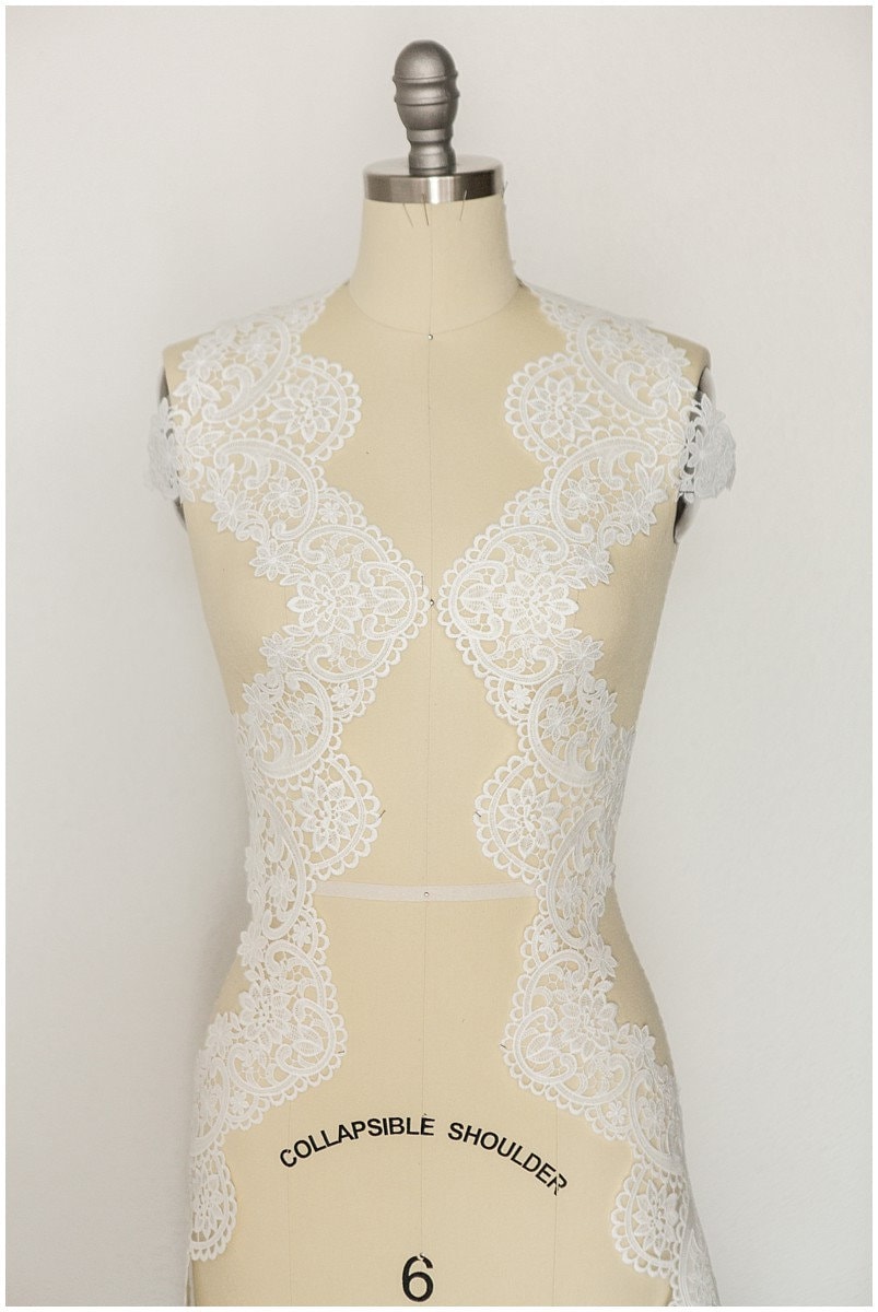 Milk silk embroidered lace trim/ elegant off-white bridal lace/ bridal lace trim/ guipure look lace/ wedding dress lace// T17-059
