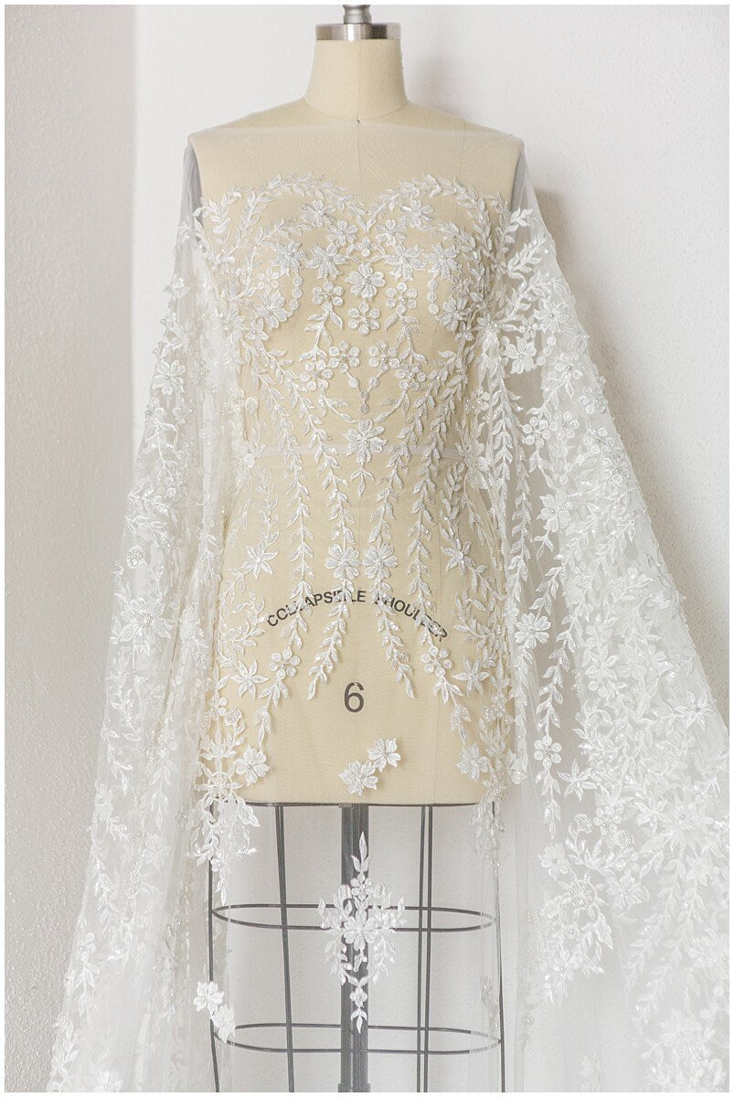Handperlen Spitzenstoff, Brautkleid Stoff, Hochzeitskleid Tüll, Pallas Couture, Perlen Spitzenstoff, BlattSpitze Design// L17-181