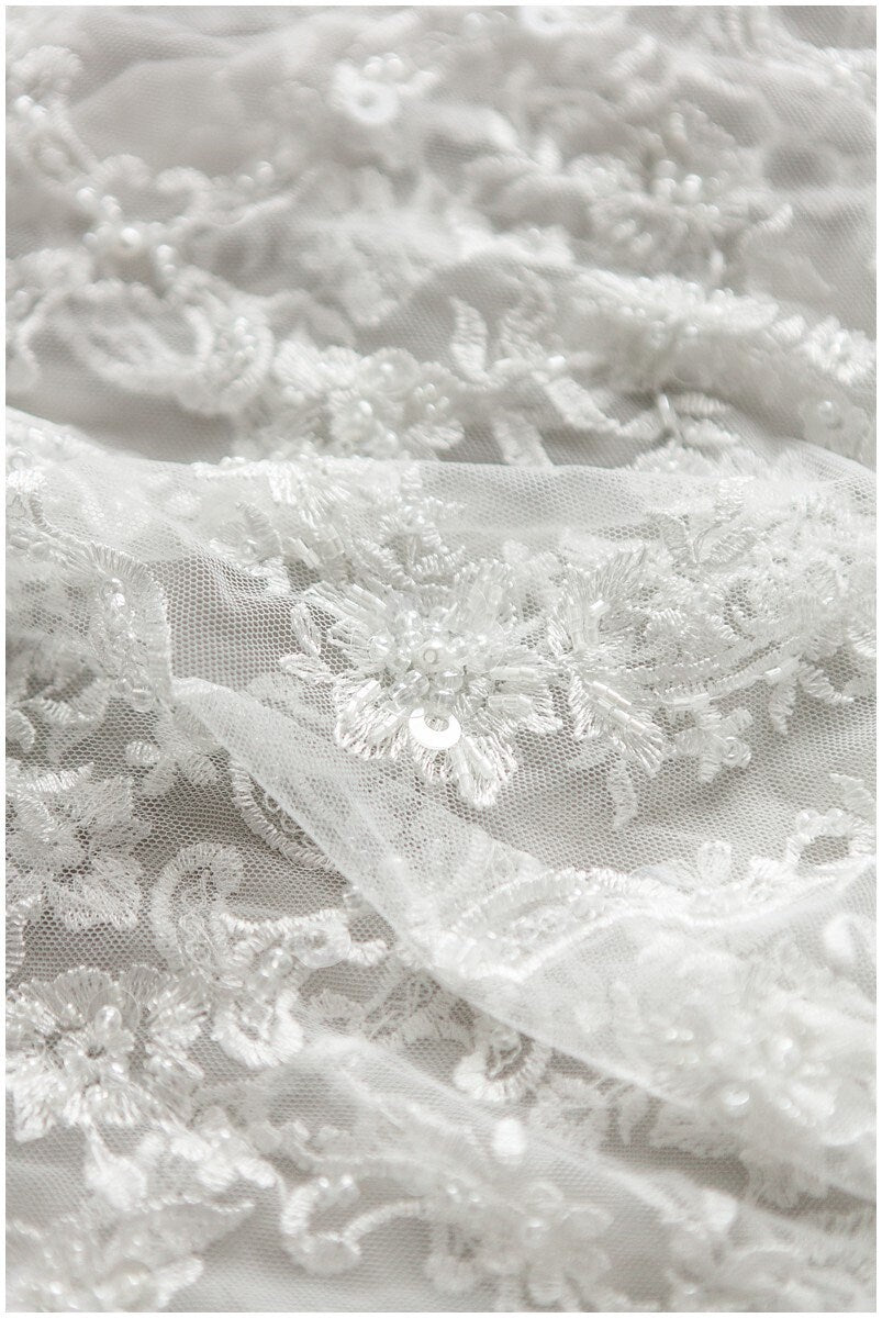 Perlen Spitzenstoff Off-White/ Braut Spitze/ Brautspitzenstoff/ Perlen Spitze// L17-168