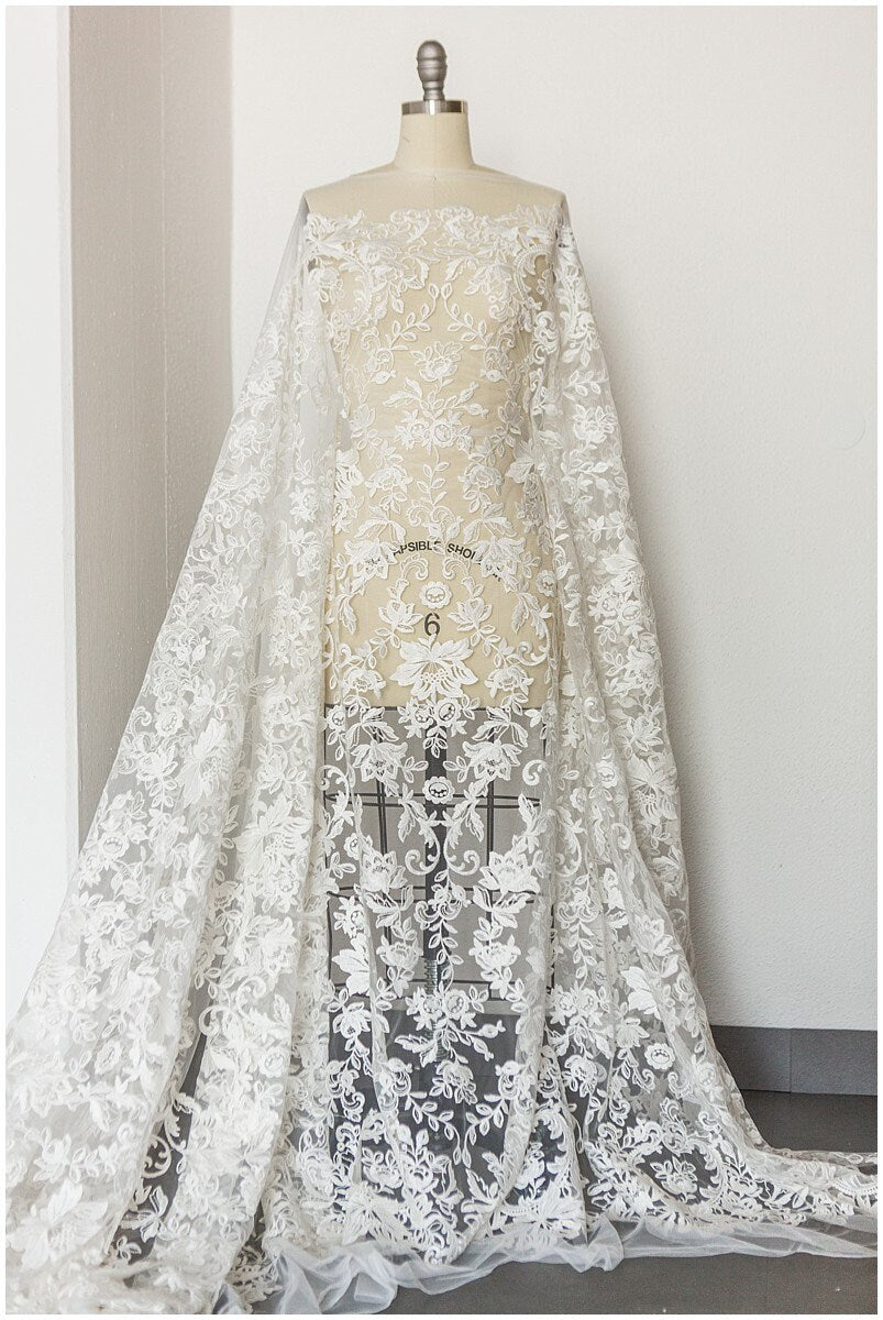 Soft bridal lace fabric off-white/ floral lace fabric/ wedding dress lace/ veil lace/ cotton lace// L17-172C