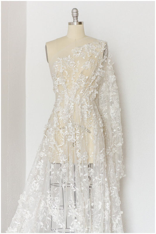 Wunderschöner 3D Spitzenstoff für Brautkleider/ Brautspitze Off-White/ Blumenspitze/ bestickte Spitze/ romantische Braut Spitze// L17-184