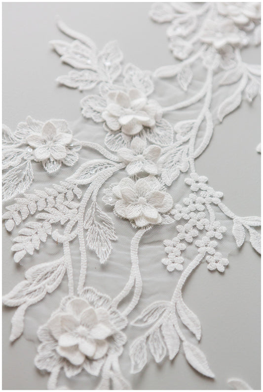 3D Blumen SpitzenApplikation für Hochzeitskleid, Hochzeitskleid Spitzenapplikation mit 3D Blumen, Brautspitze Applikation// A17-155