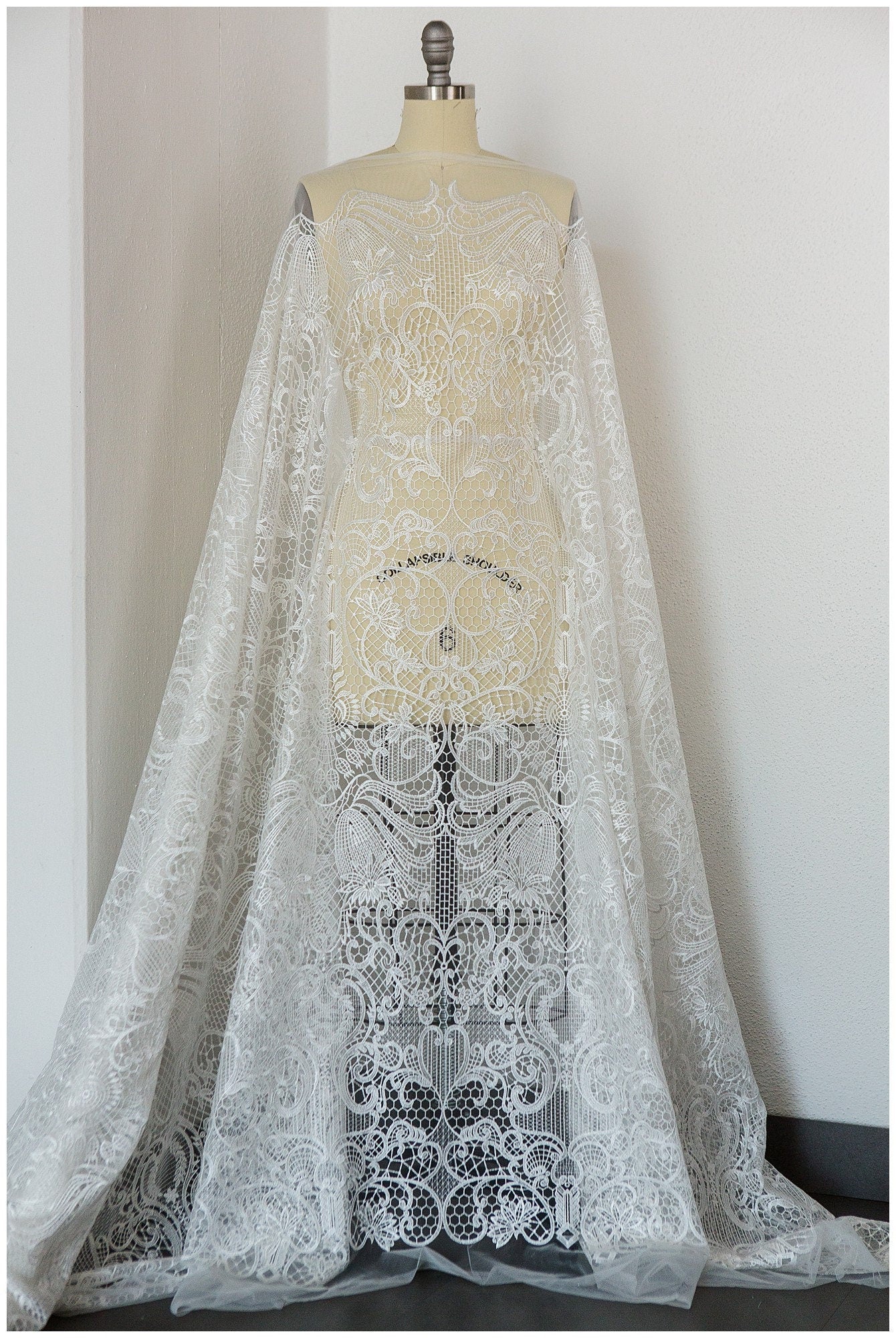 Boho lace fabric off-white/ lace for wedding dresses/ wedding dress lace/ boho wedding dress lace/ crochet lace fabric// L18-189