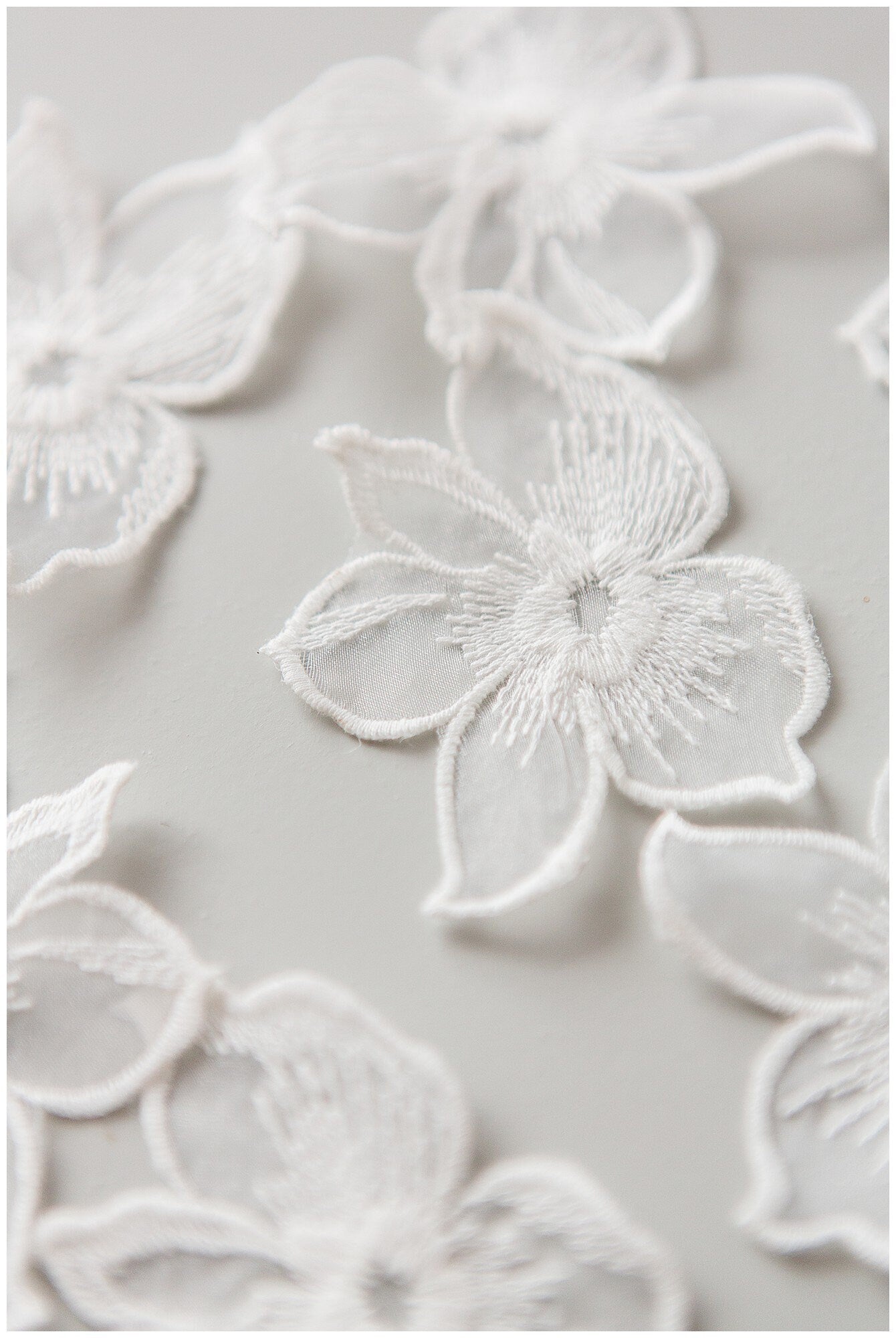 10pcs 3D lace flowers for sewing on/ 3D flower lace applique/ wedding dress lace applique/ bridal lace// A17-158