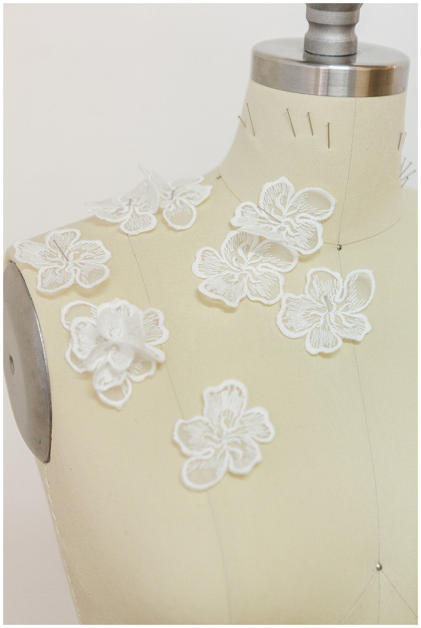 20pcs 3D lace flowers/ 3D flower lace applique/ wedding dress lace applique/ bridal lace// A17-159