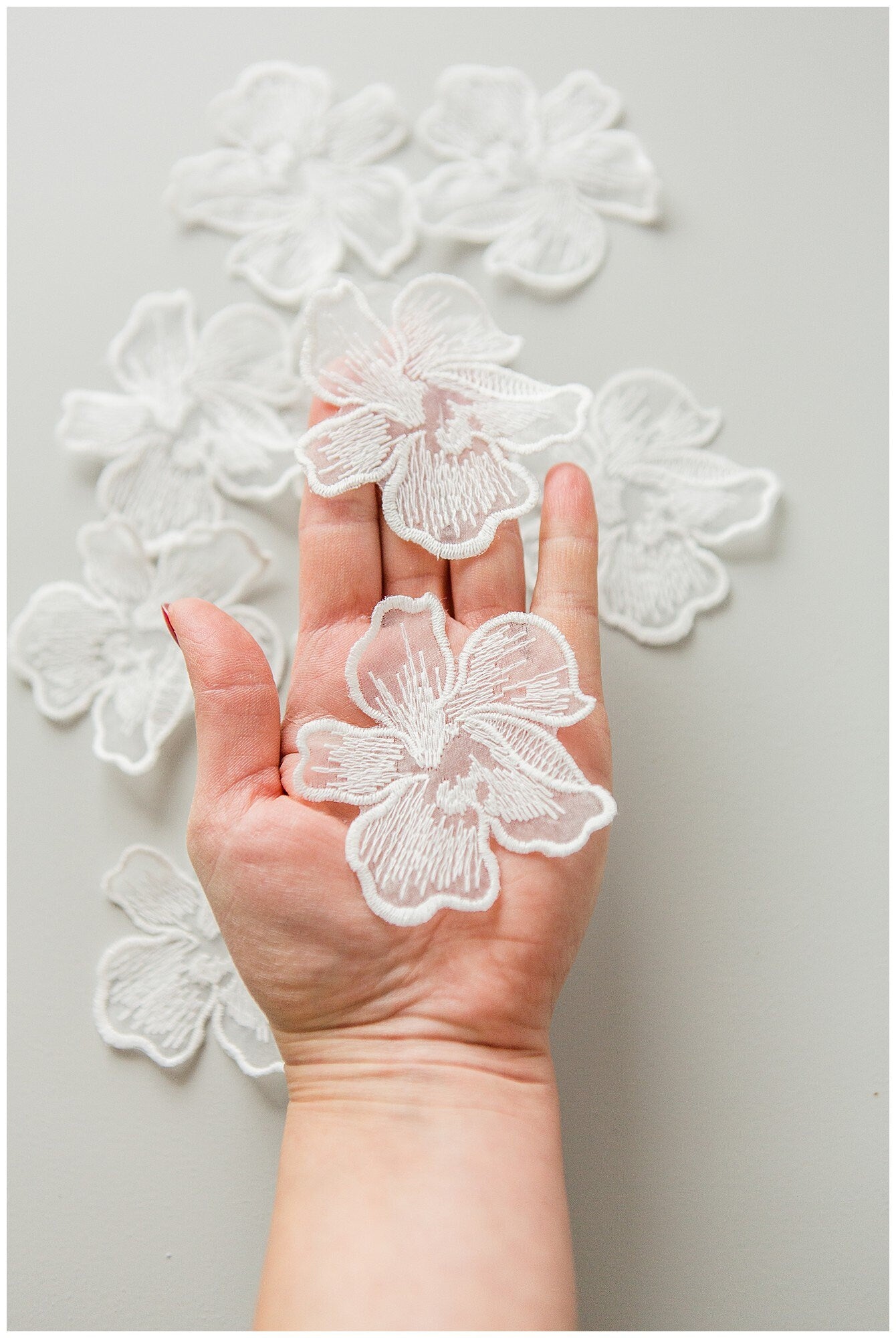 10pcs. 3D lace flowers for sewing on/ 3D flower lace applique/ wedding dress lace applique/ bridal lace// A17-162
