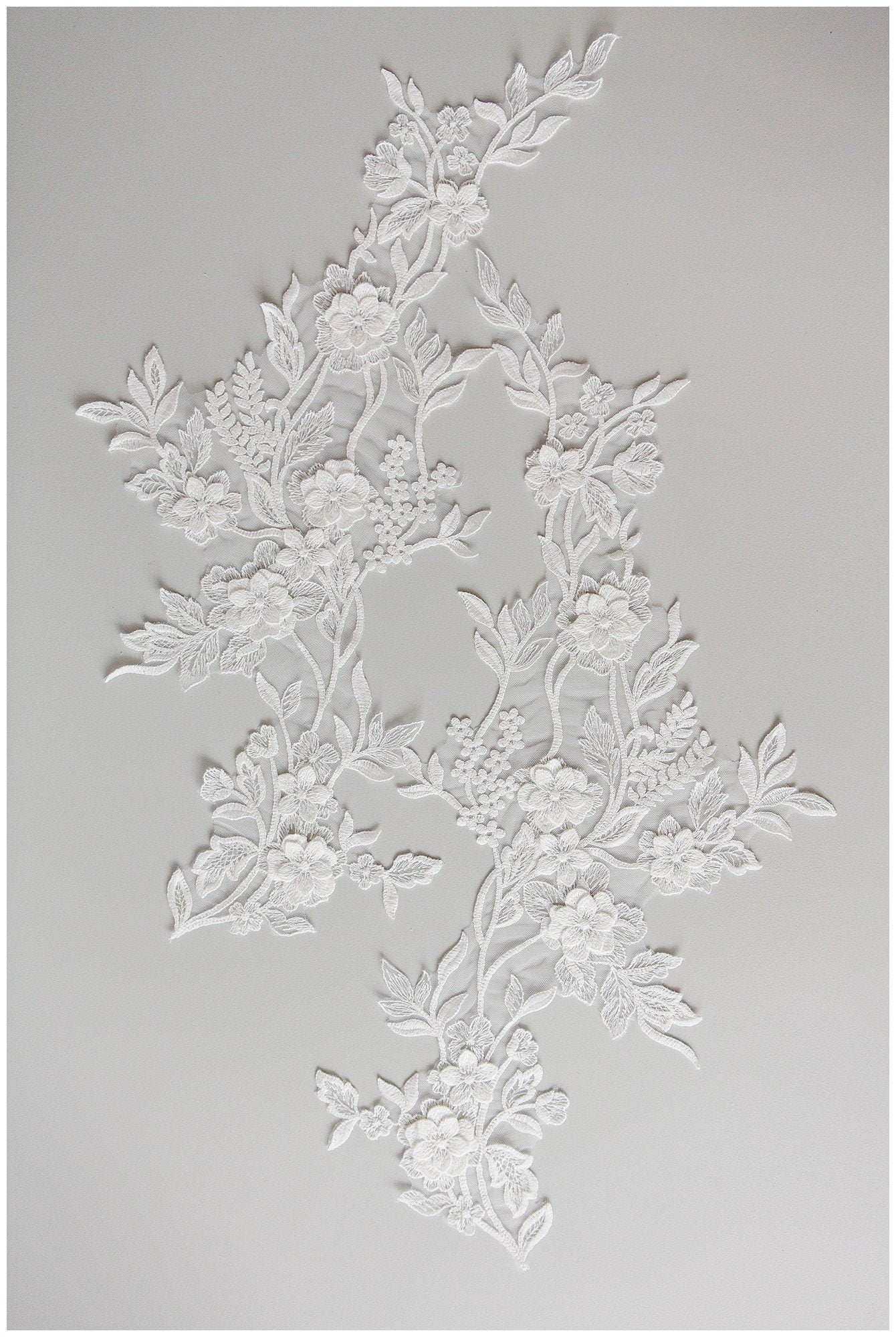 3D Blumen SpitzenApplikation für Hochzeitskleid, Hochzeitskleid Spitzenapplikation mit 3D Blumen, Brautspitze Applikation// A17-155