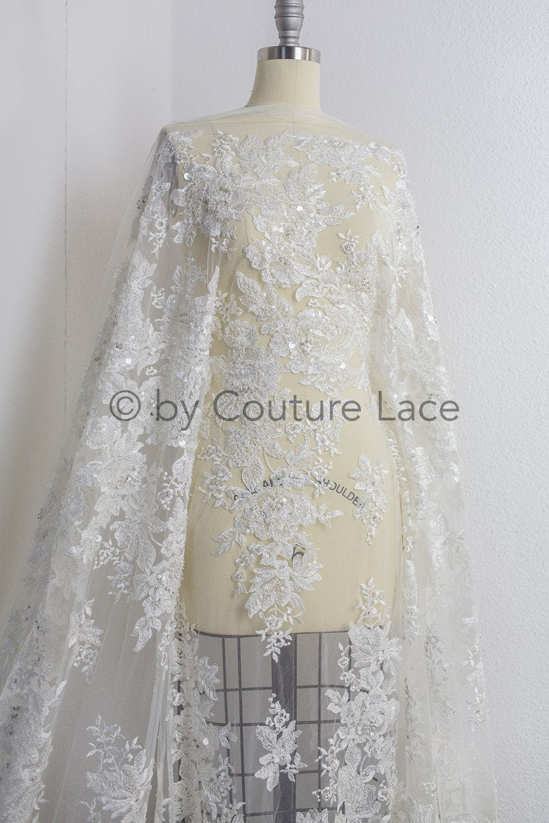 Schwerer Handperlen Spitzenstoff Off-White/ wunderschöner Braut Spitzenstoff/ Spitze mit Perlen für Hochzeitskleid// L18-220