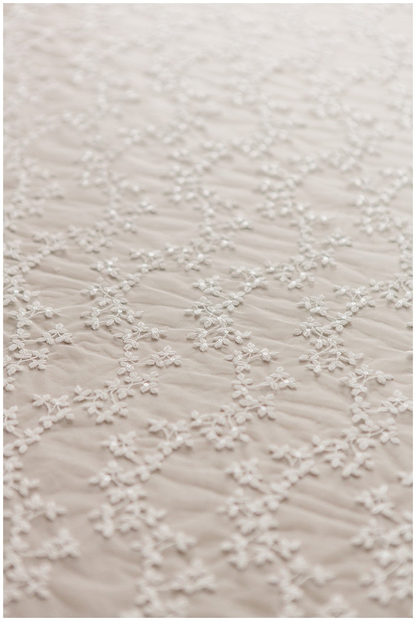 Floral Bridal Lace Off-White/ Bridal Lace Fabric/ Floral Wedding Lace/ Couture Lace// L18-197