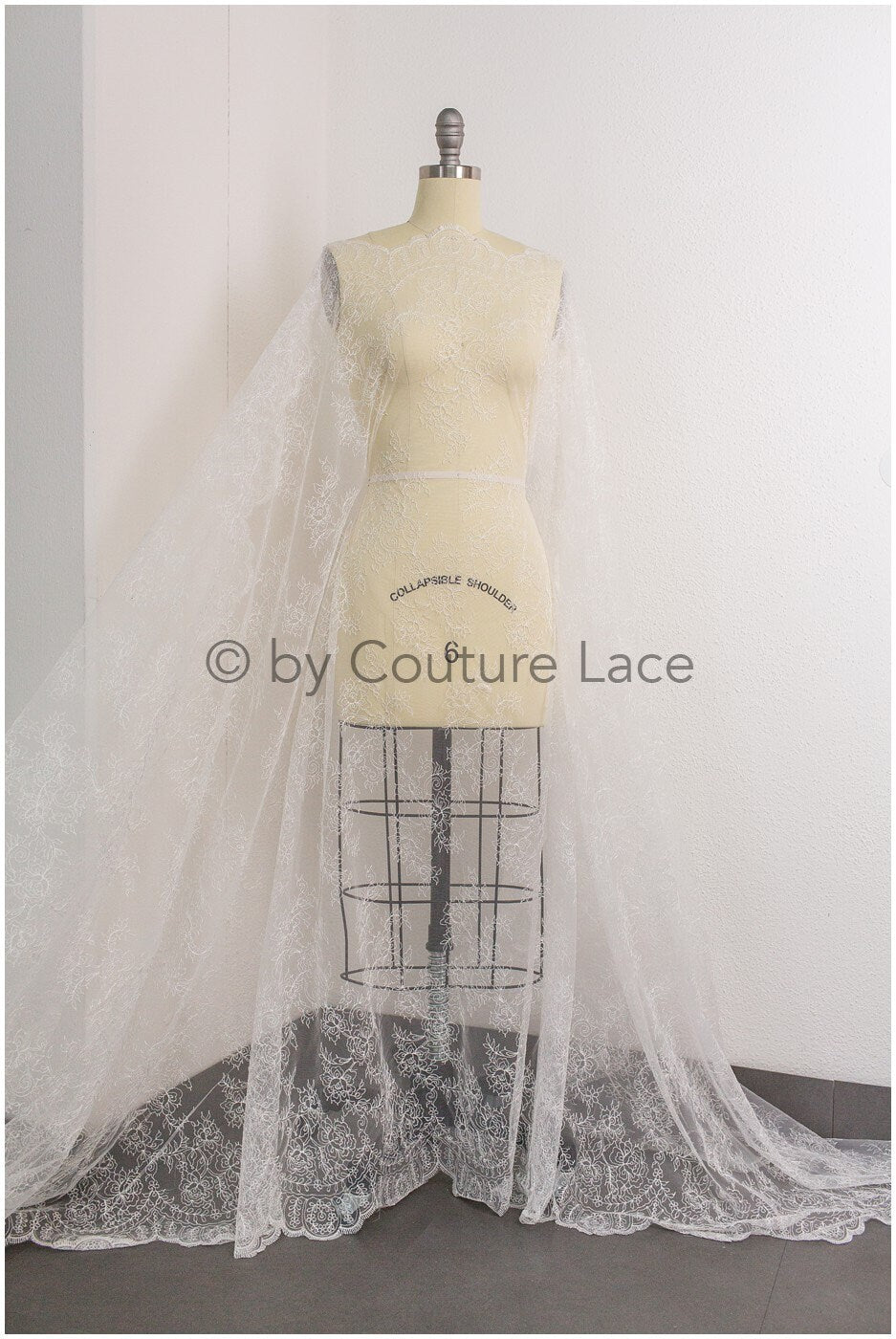 Filigree lace fabric off-white/ contour embroidered lace fabric for wedding dress/ floral lace/ boho lace// L19-200