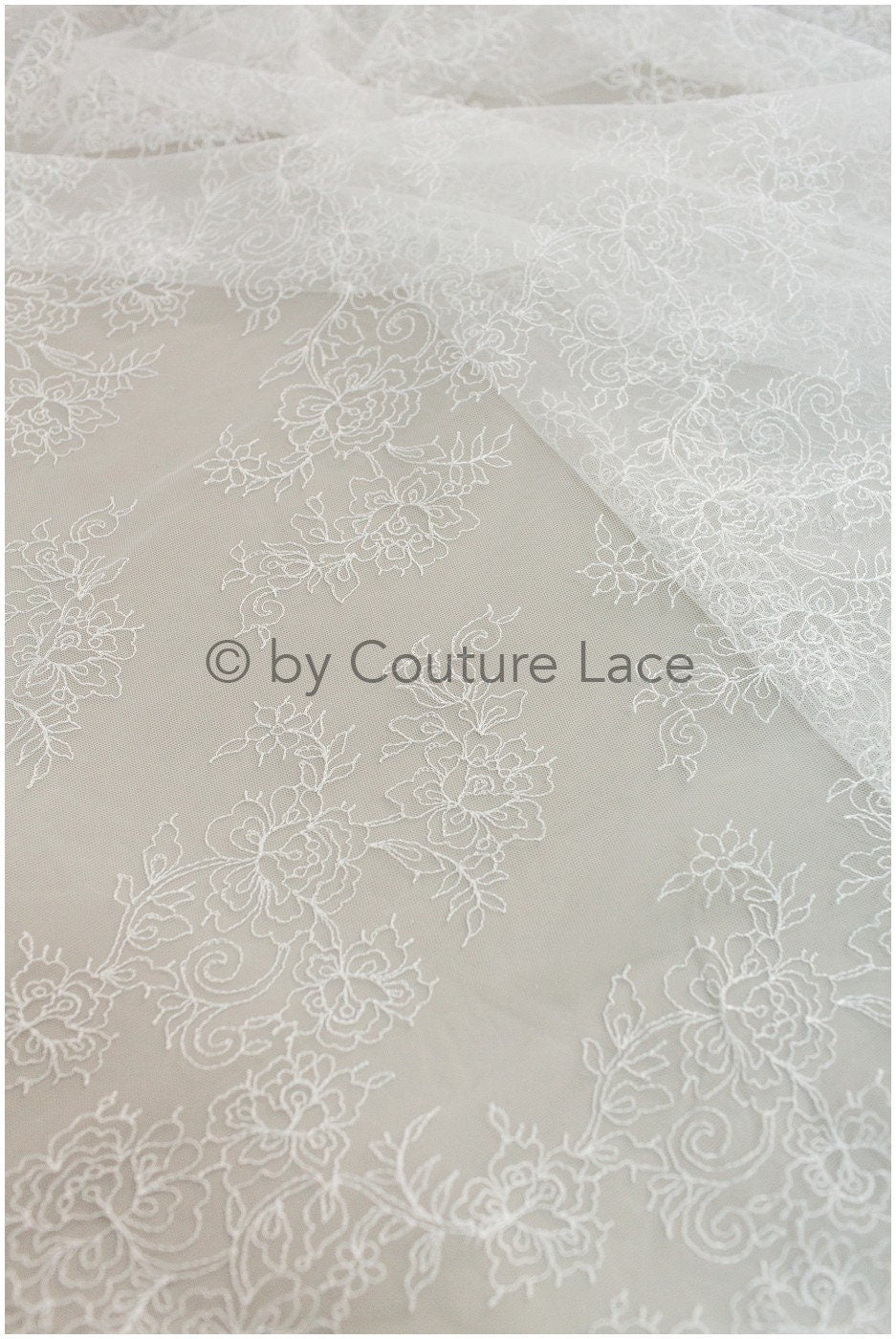 Filigree lace fabric off-white/ contour embroidered lace fabric for wedding dress/ floral lace/ boho lace// L19-200
