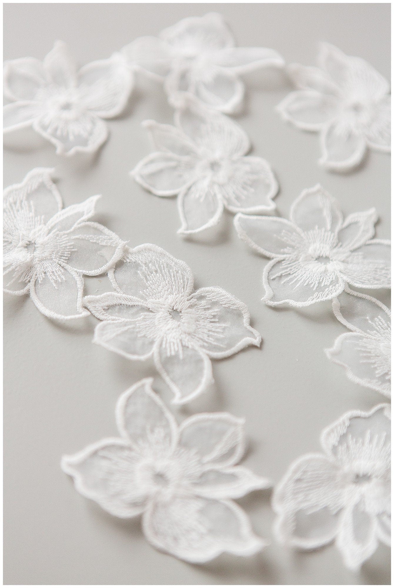 10pcs 3D lace flowers for sewing on/ 3D flower lace applique/ wedding dress lace applique/ bridal lace// A17-158