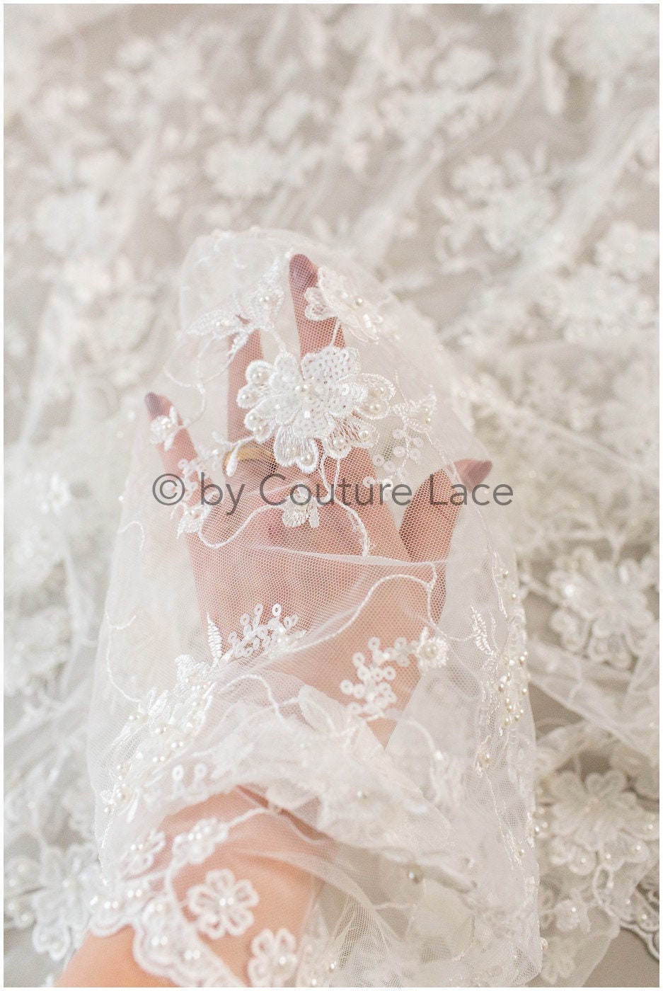 3D Blumen Spitzenstoff Off-White/ Braut Perlen Spitzenstoff/ romantischer Spitzenstoff mit 3D Blumen/ Hochzeit Spitzenstoff// L19-205