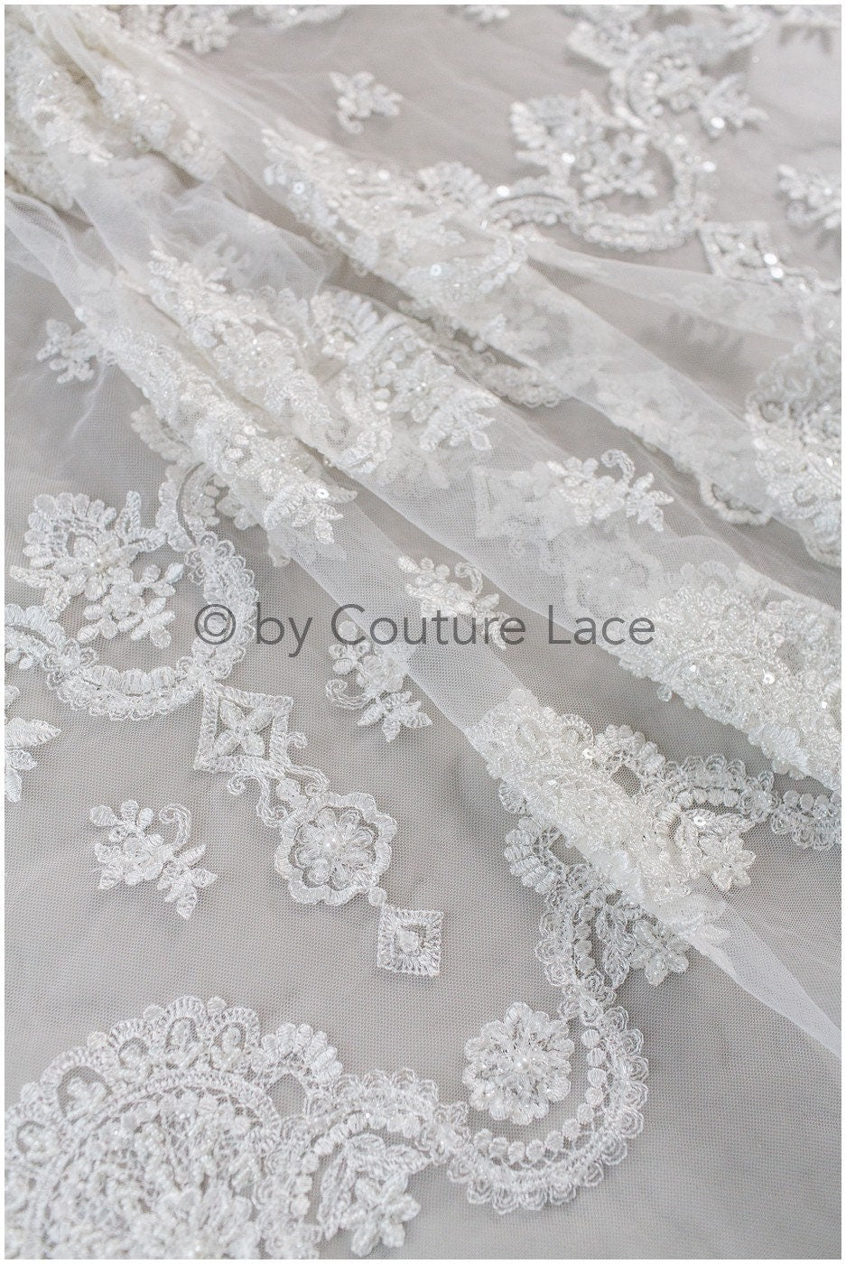 Perlen Spitzenstoff Off-White/ Couture Spitzenstoff mit Perlen/ Braut Spitzenstoff/ Perlen Pailletten Spitze// L19-221