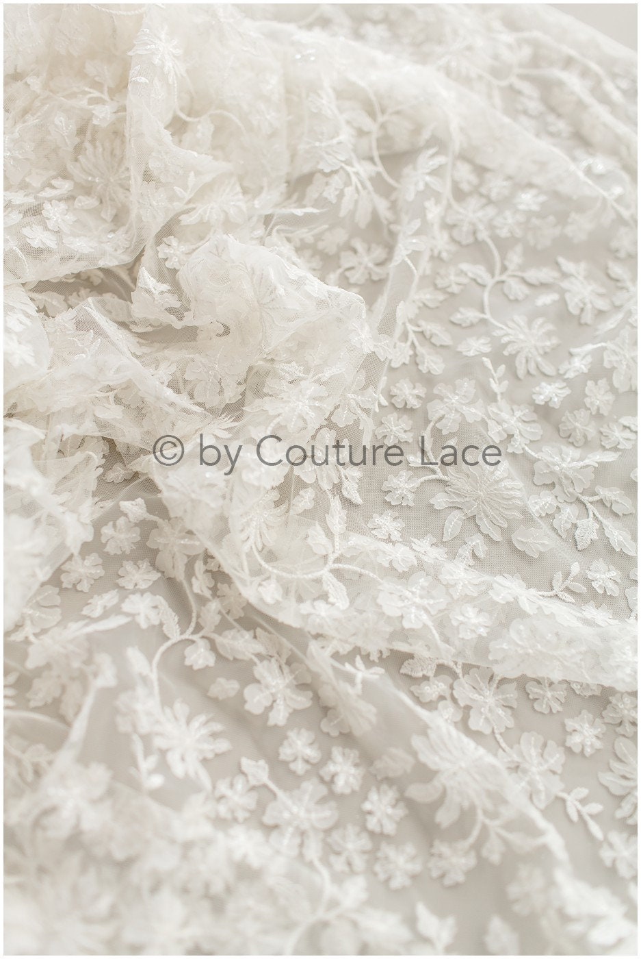 3D Blumen Spitzenstoff Off-White/ Braut Spitzenstoff/ romantischer Blumen Spitzenstoff/ Hochzeit Spitzenstoff// L19-238