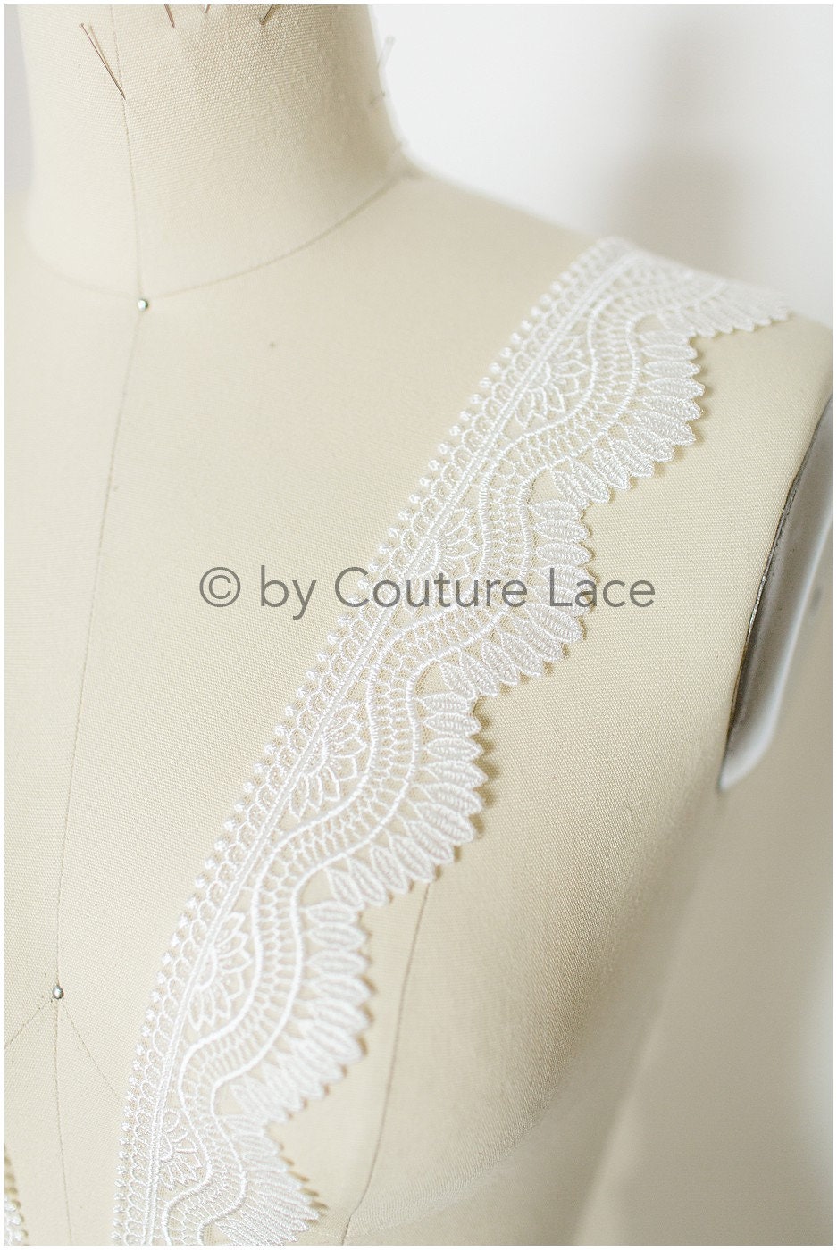 Boho lace trim, offwhite emvroidered lace trim, lace trim, lace veil, lace embroidery, boho bridal lace trim// T17-069