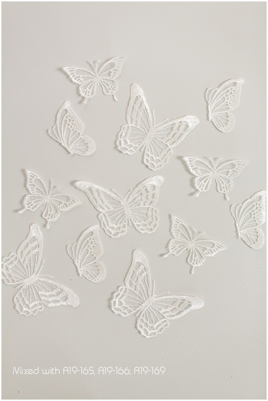 10 pcs. 3D butterflies for sewing/ 3D appliqué for wedding dress/ bridal lace// A19-165