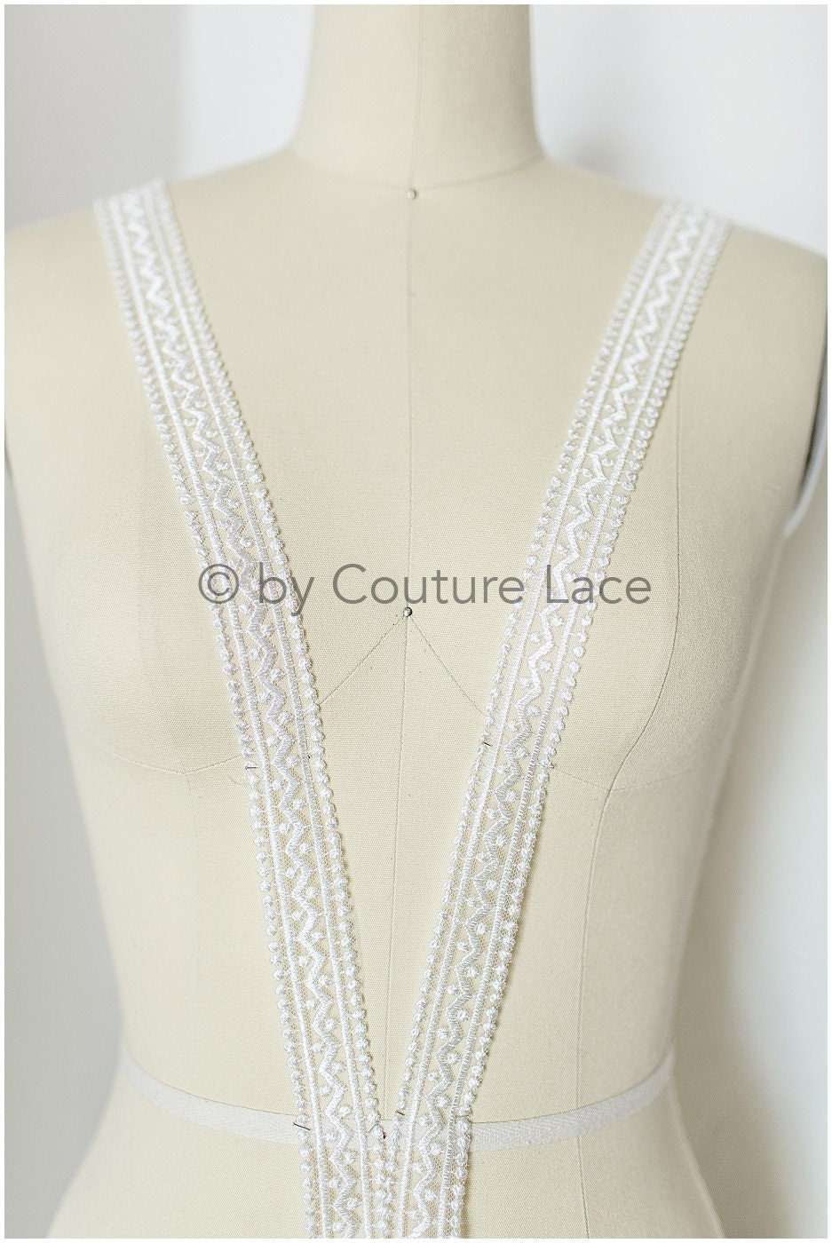 Boho bridal lace trim off-white/ Boho lace trim/ Lace veil/ Bridal lace trim// T19-072