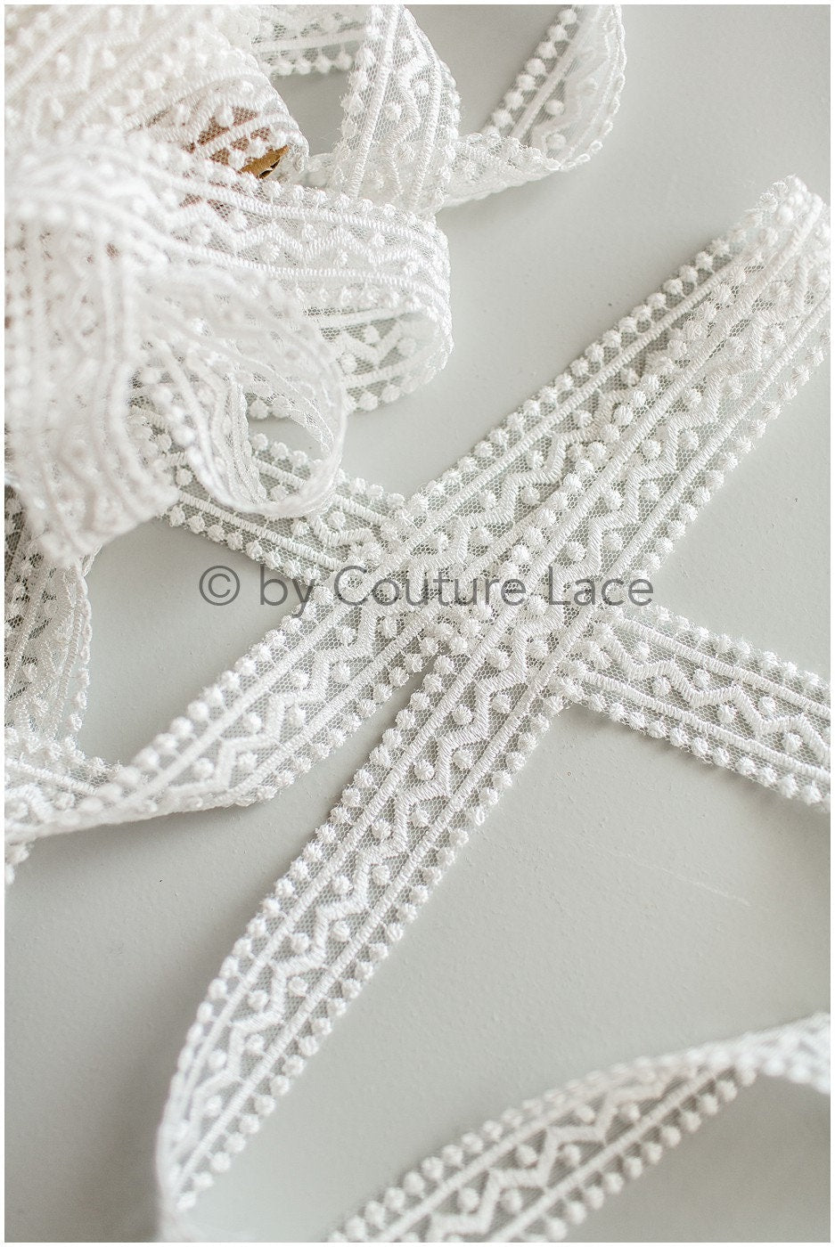 Boho bridal lace trim off-white/ Boho lace trim/ Lace veil/ Bridal lace trim// T19-072
