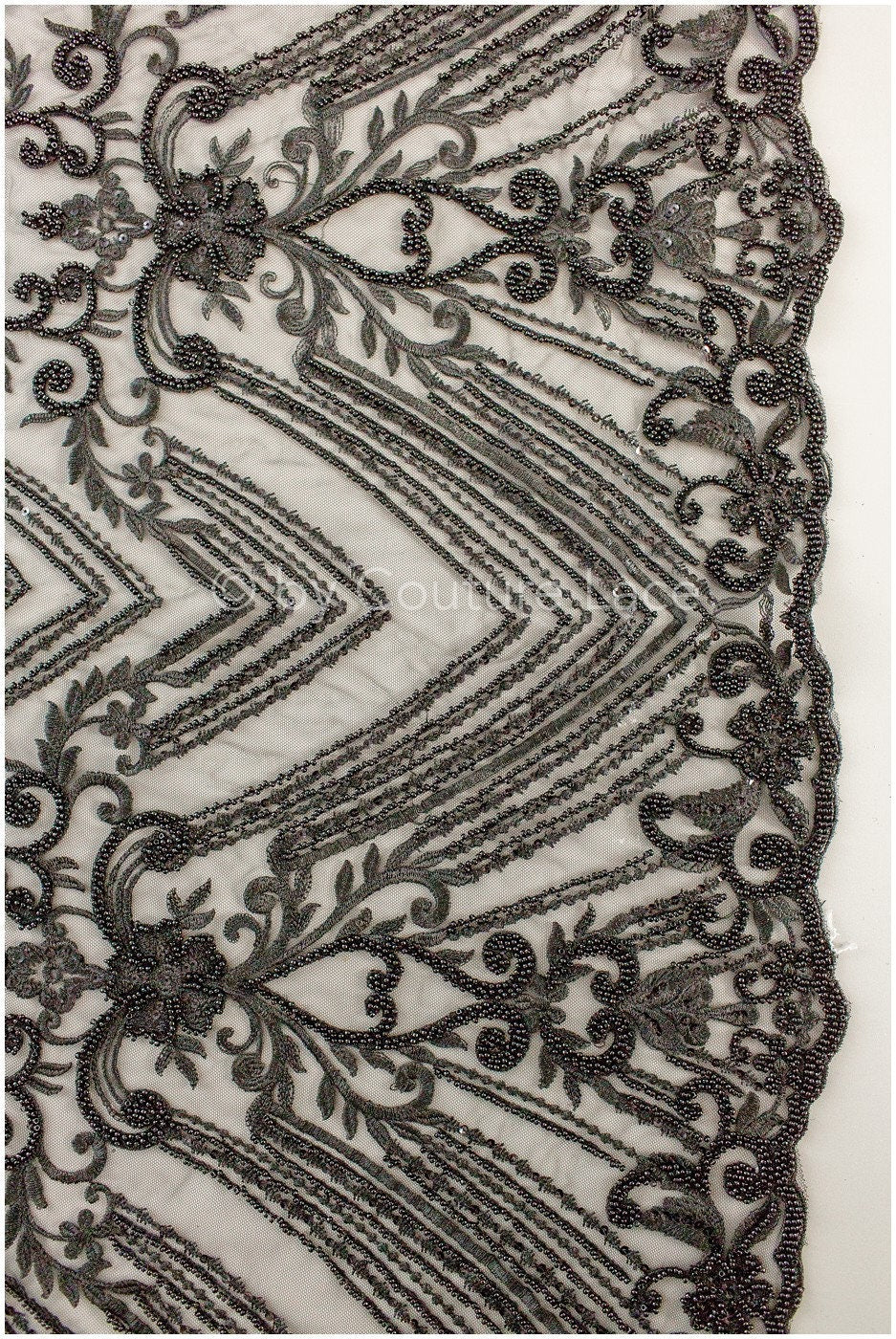 Perlen Spitzenstoff Schwarz/ Couture Spitzenstoff/ Spitzenstoff mit Perlen/ Perlen Spitze// L19-217